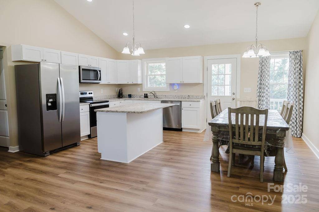 Statesville, NC 28625,118 Cypress Acres LN