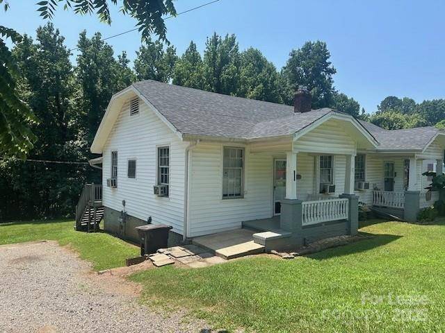 Statesville, NC 28677,660 E Sharpe ST