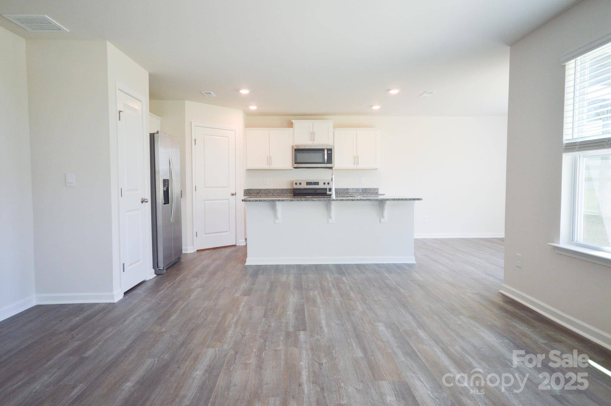 Hendersonville, NC 28792,34 Lillian LN