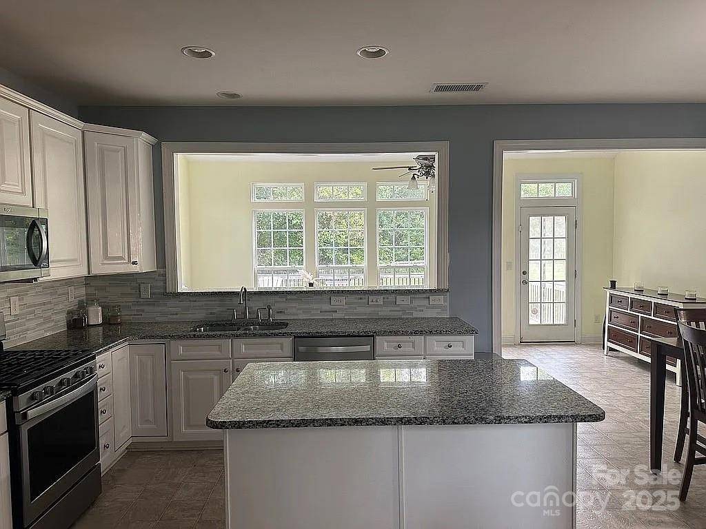 Mooresville, NC 28115,219 Flowering Grove LN