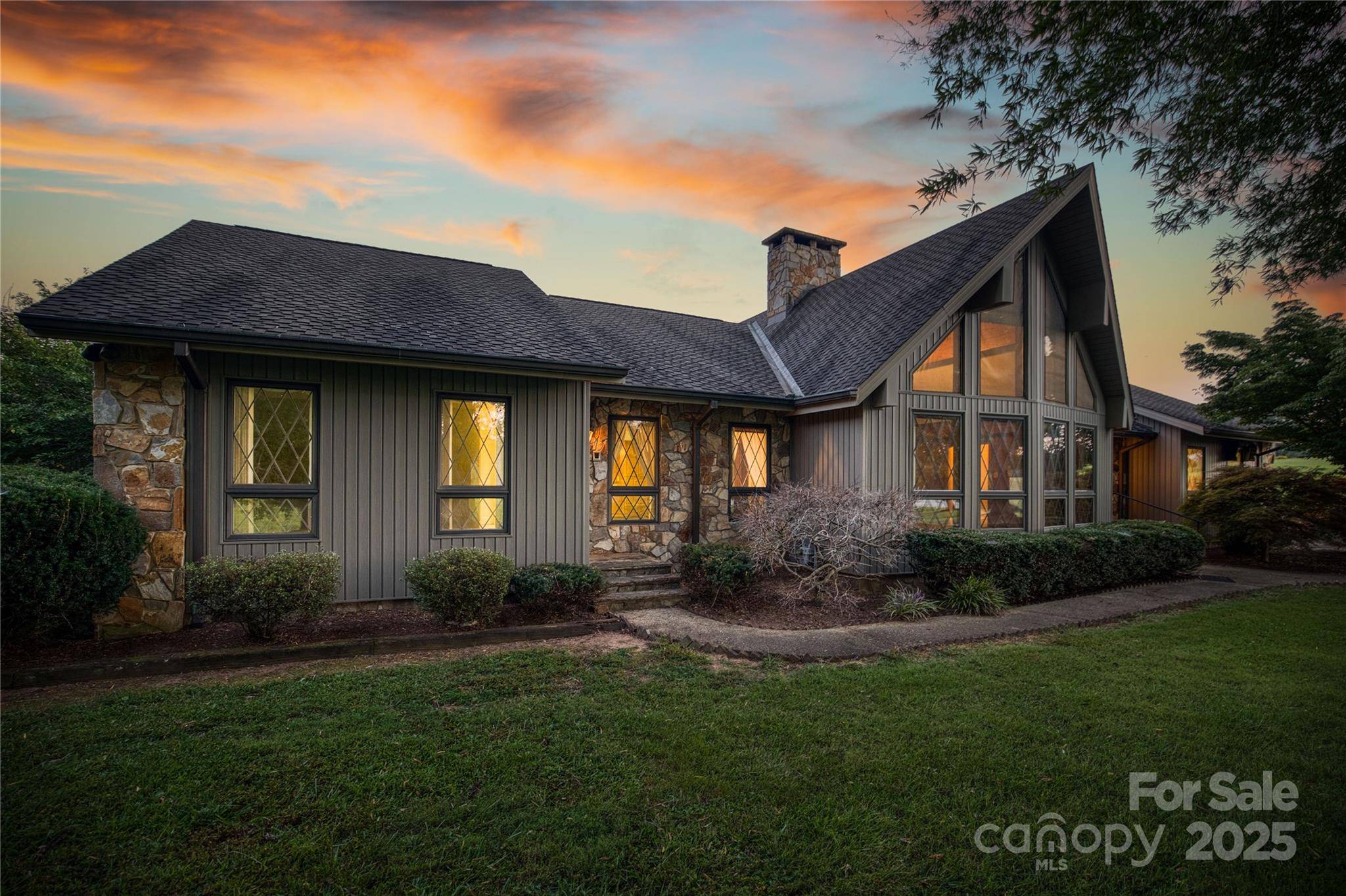 Lenoir, NC 28645,2505 Morganton BLVD SW