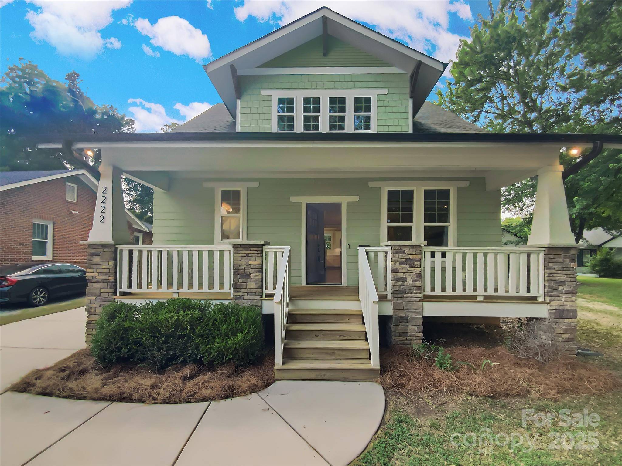 Charlotte, NC 28208,2222 Camp Greene ST