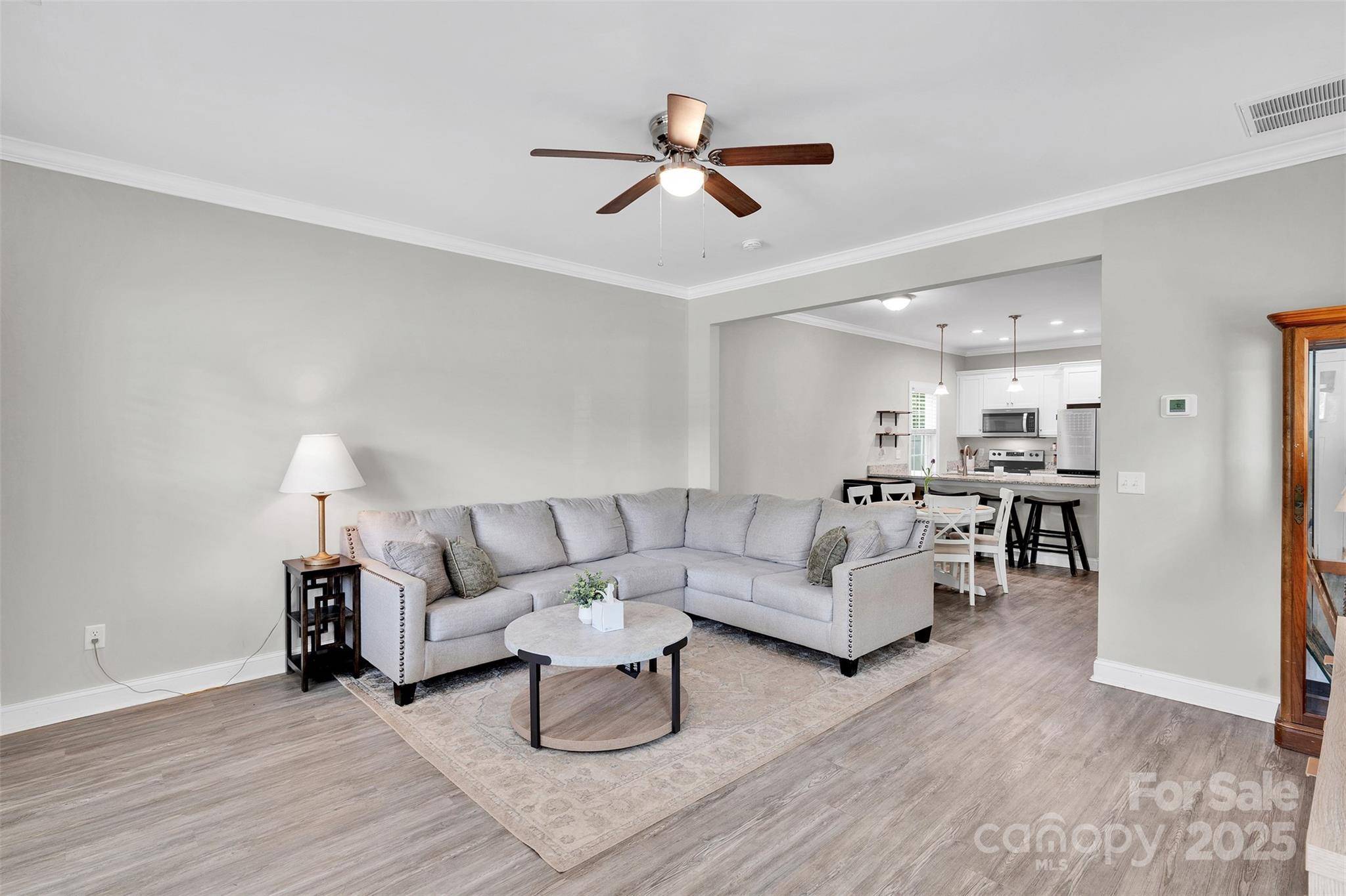 Hickory, NC 28601,2662 14TH ST NE