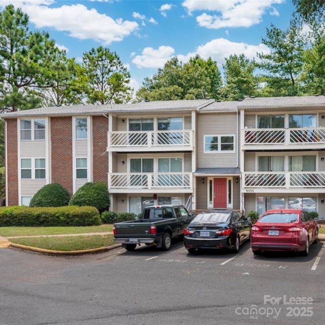 Charlotte, NC 28213,9333 Old Concord RD #J