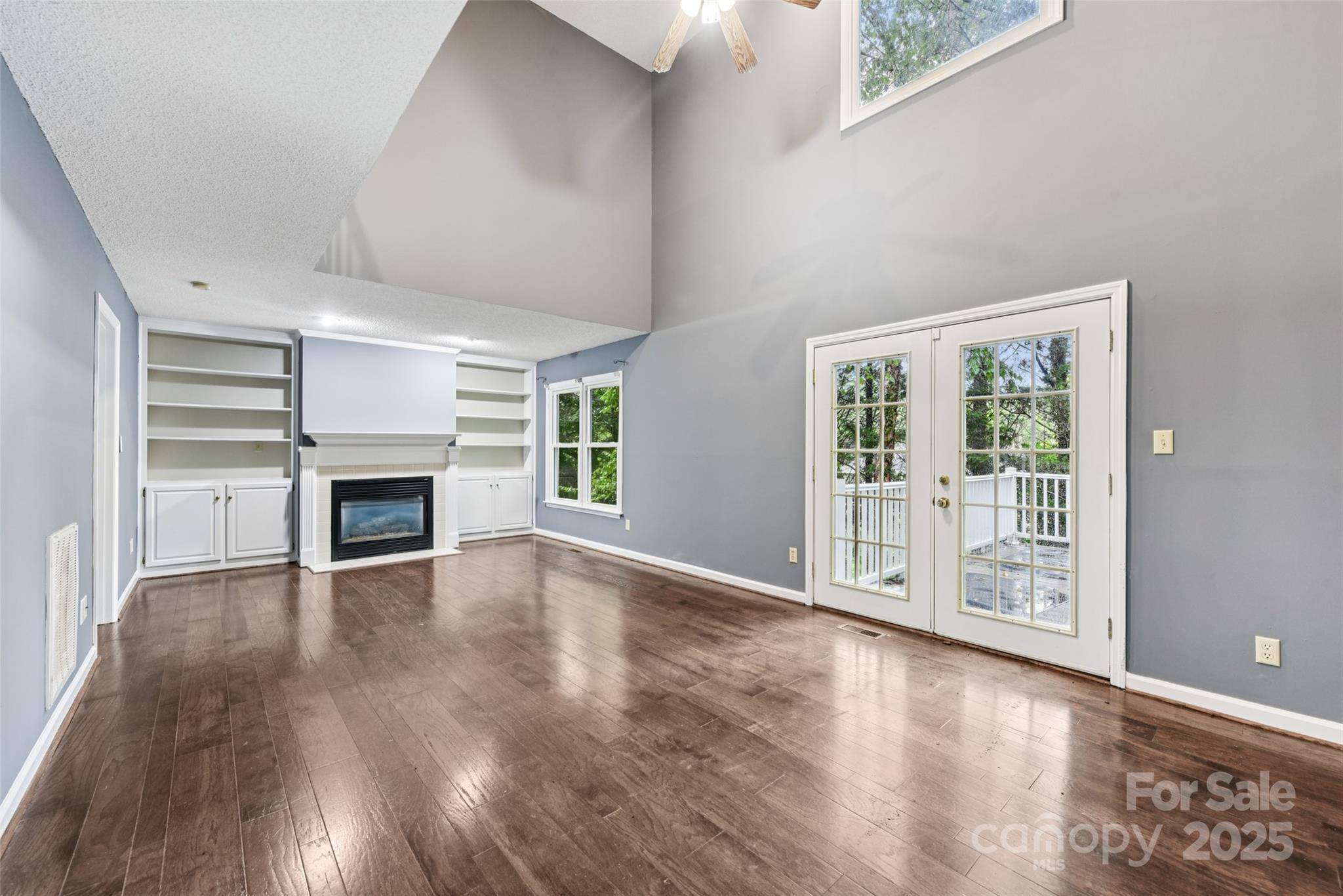 Hickory, NC 28601,22 31st Avenue CT NE