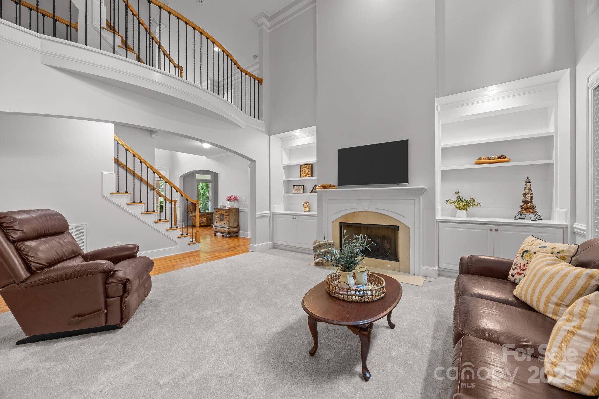 Charlotte, NC 28226,6323 Woodleigh Oaks DR