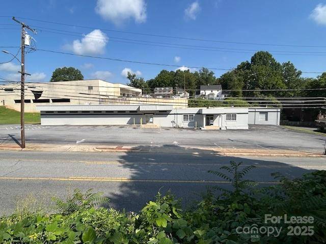 Lenoir, NC 28645,532 Harper AVE