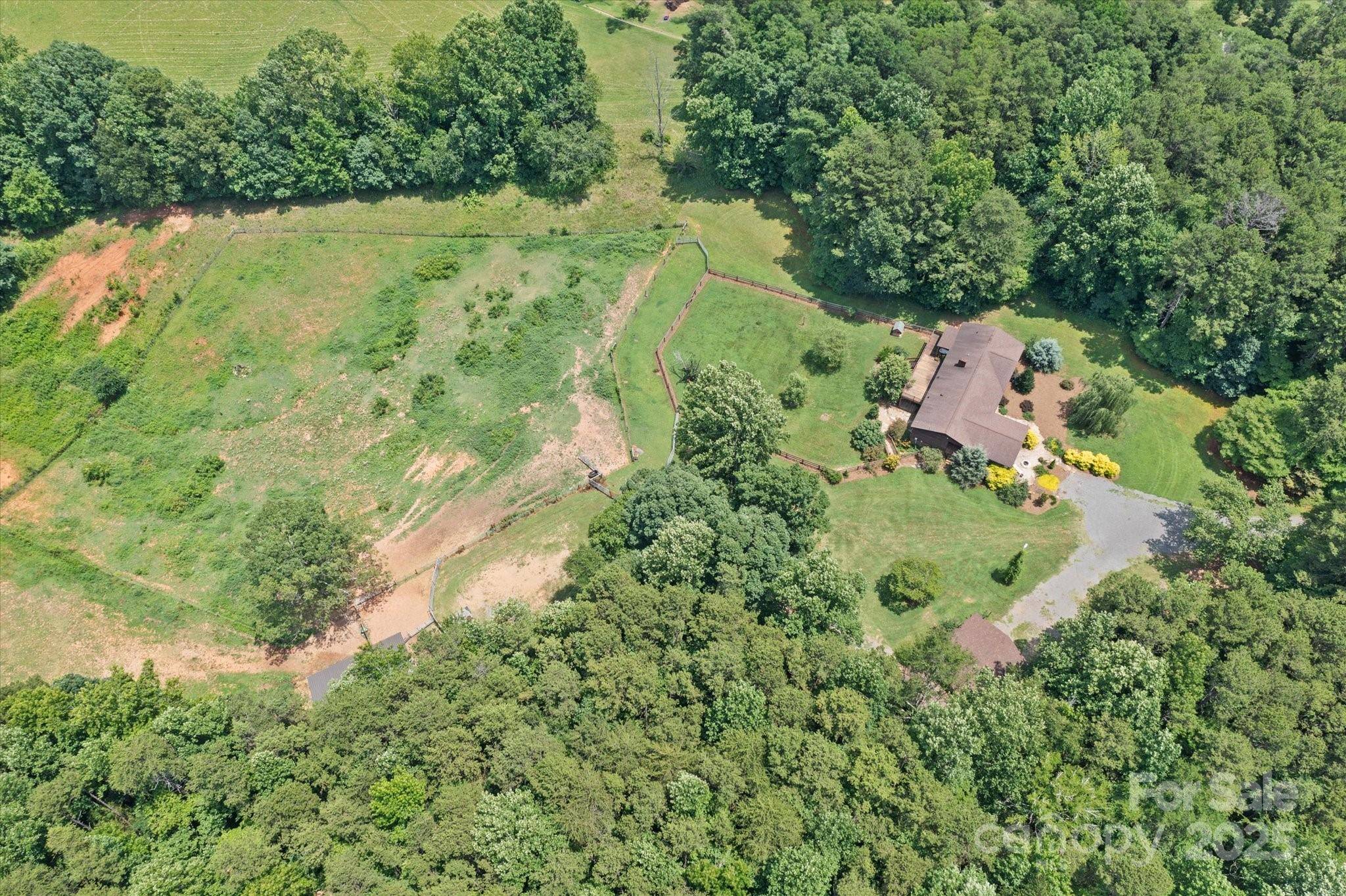 Mooresville, NC 28115,724 Teeter RD