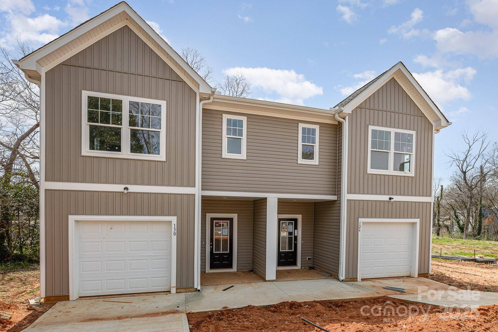 Statesville, NC 28677,126 E Bell ST