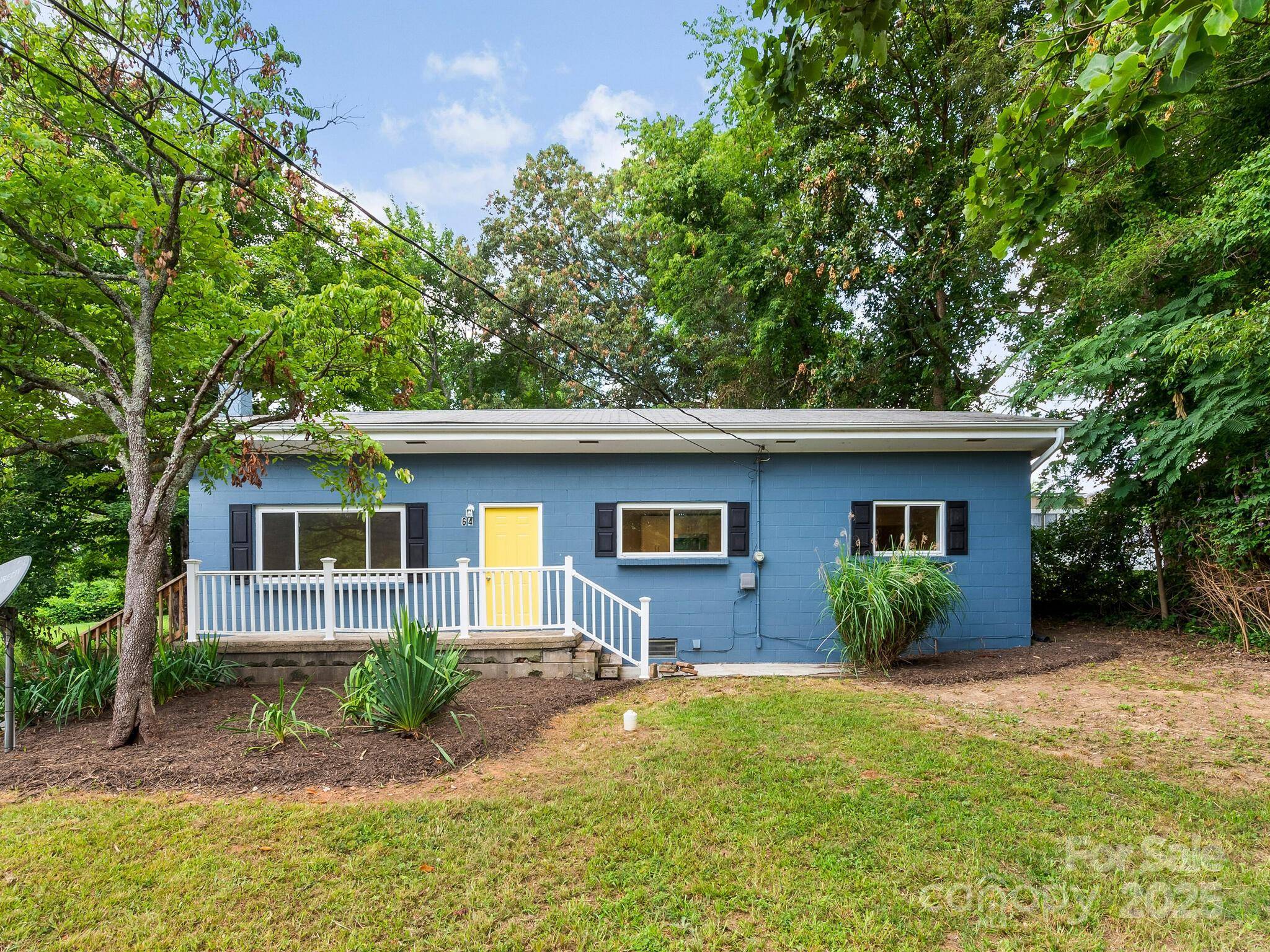Asheville, NC 28803,64 Bellevue RD