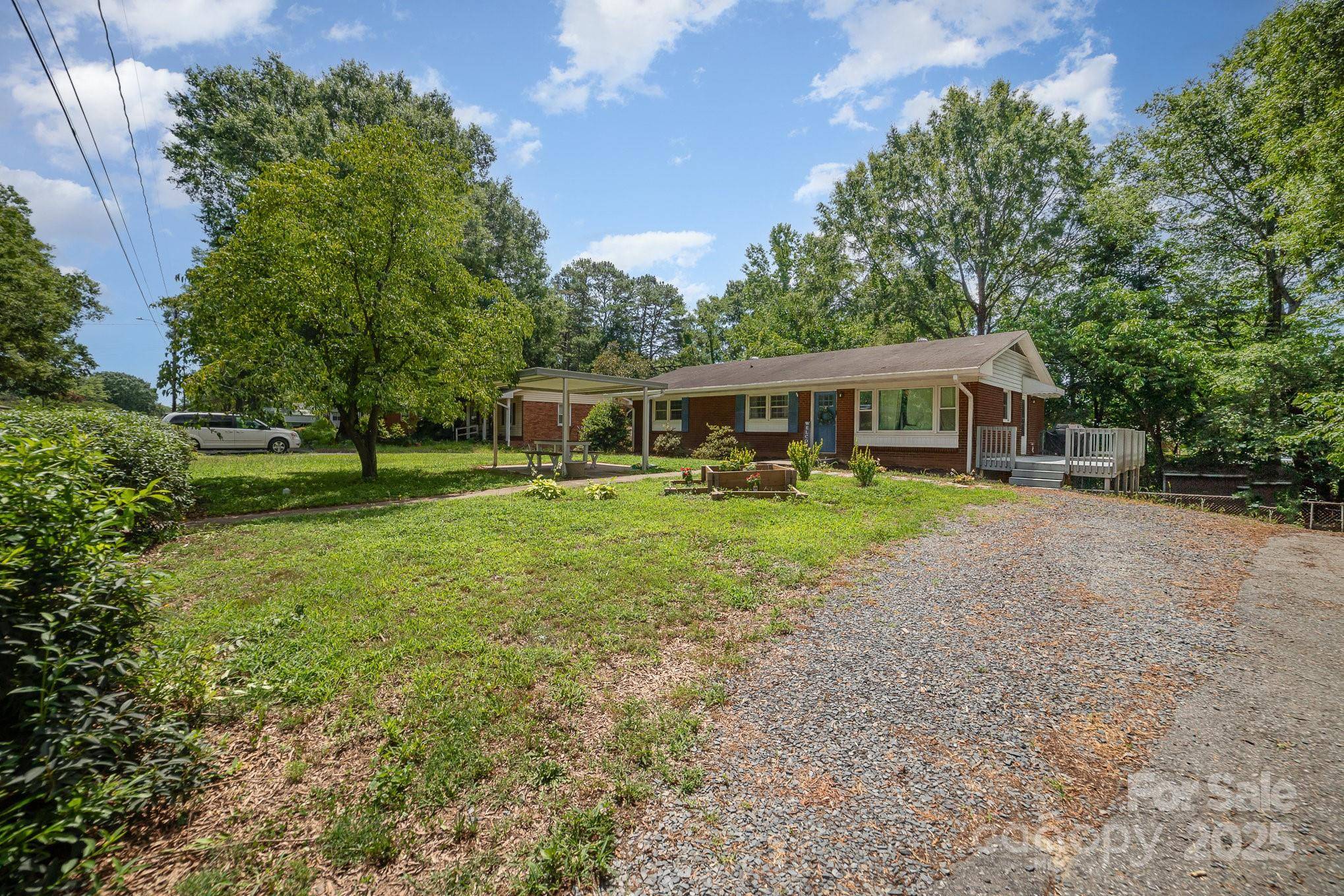Kannapolis, NC 28083,2202 Woodlawn ST