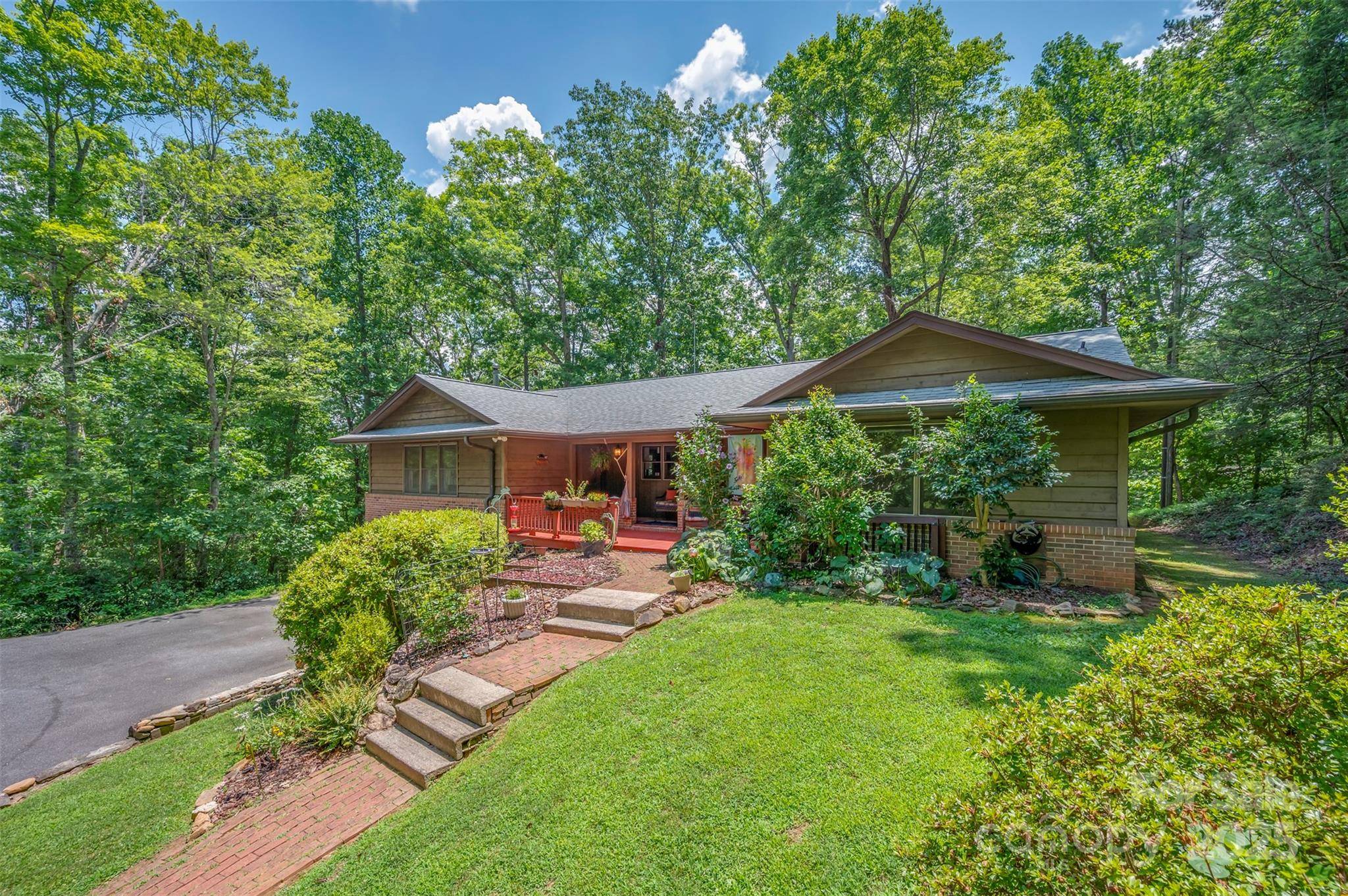 Tryon, NC 28782,467 Winners CIR
