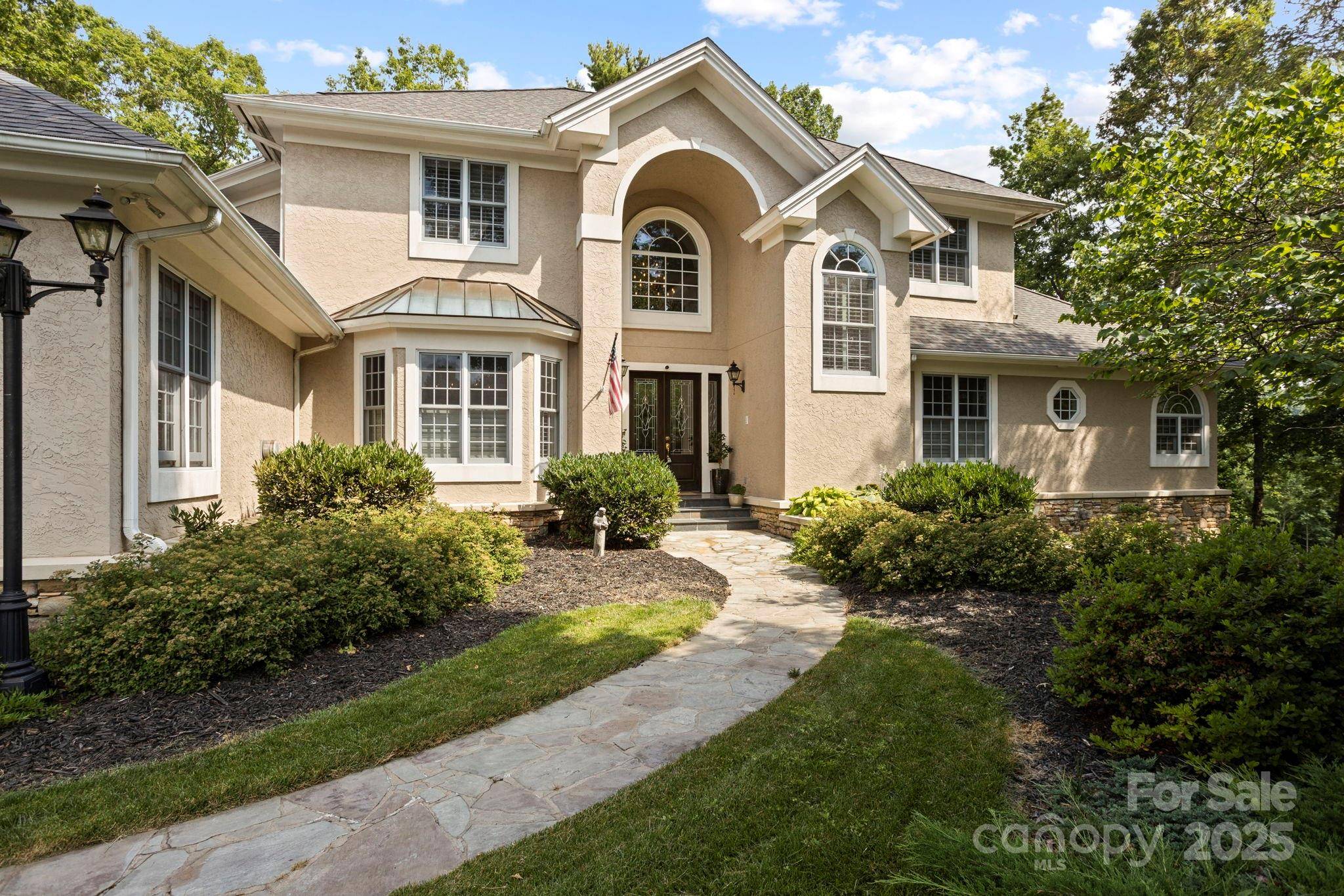 Flat Rock, NC 28731,117 Founders DR