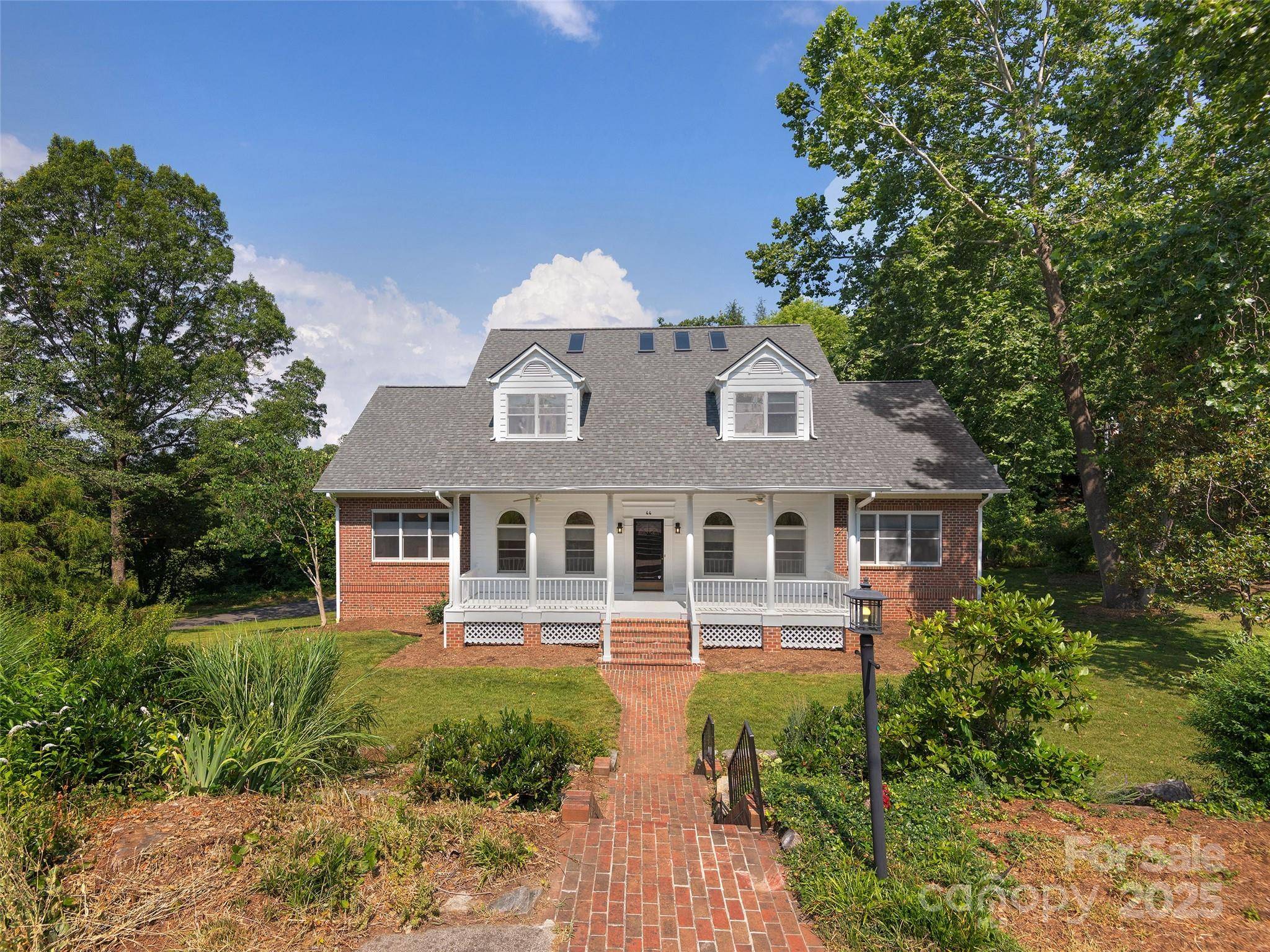 Asheville, NC 28804,44 Ardoyne RD