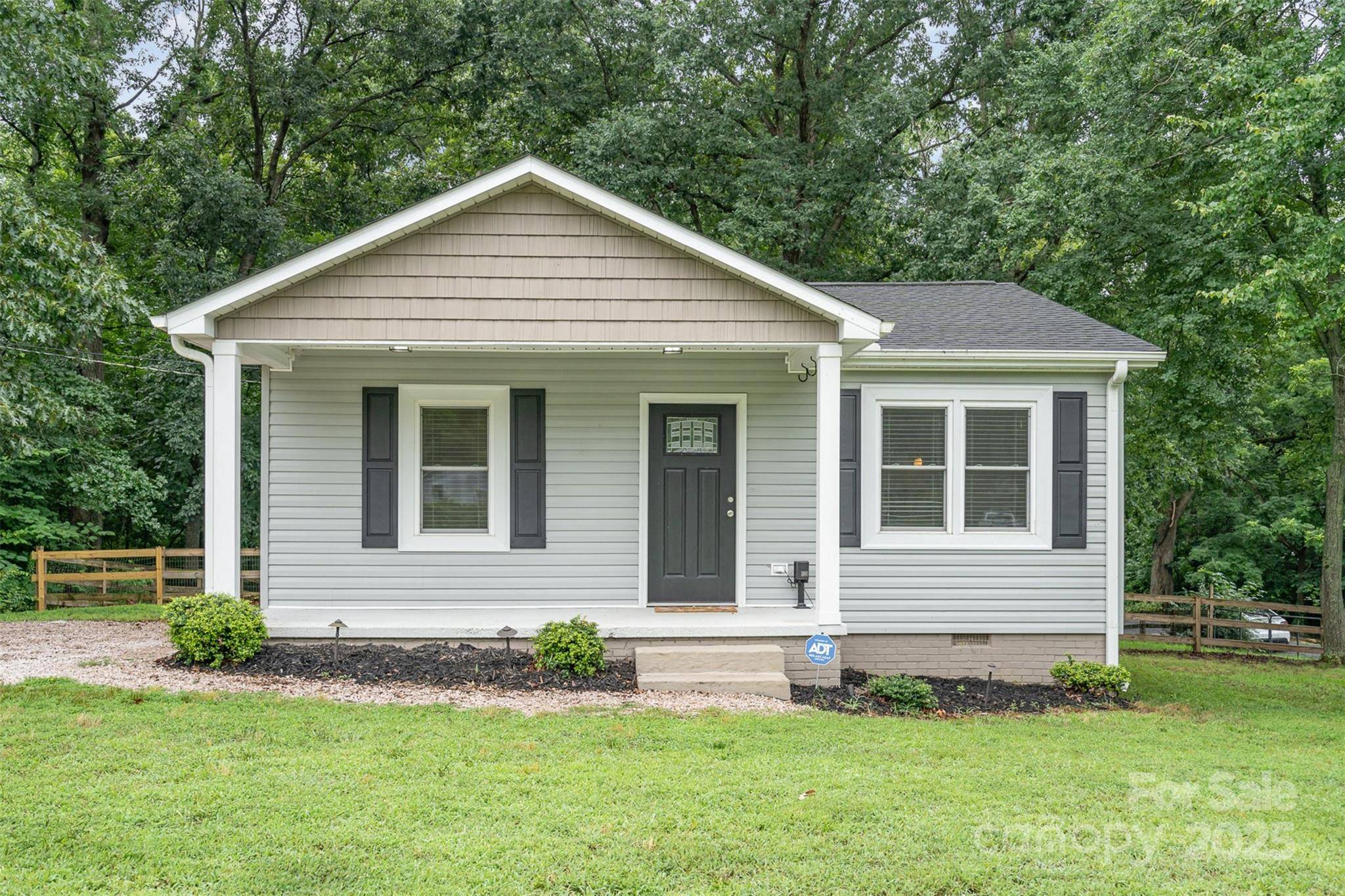 Kannapolis, NC 28081,8107 Smith RD
