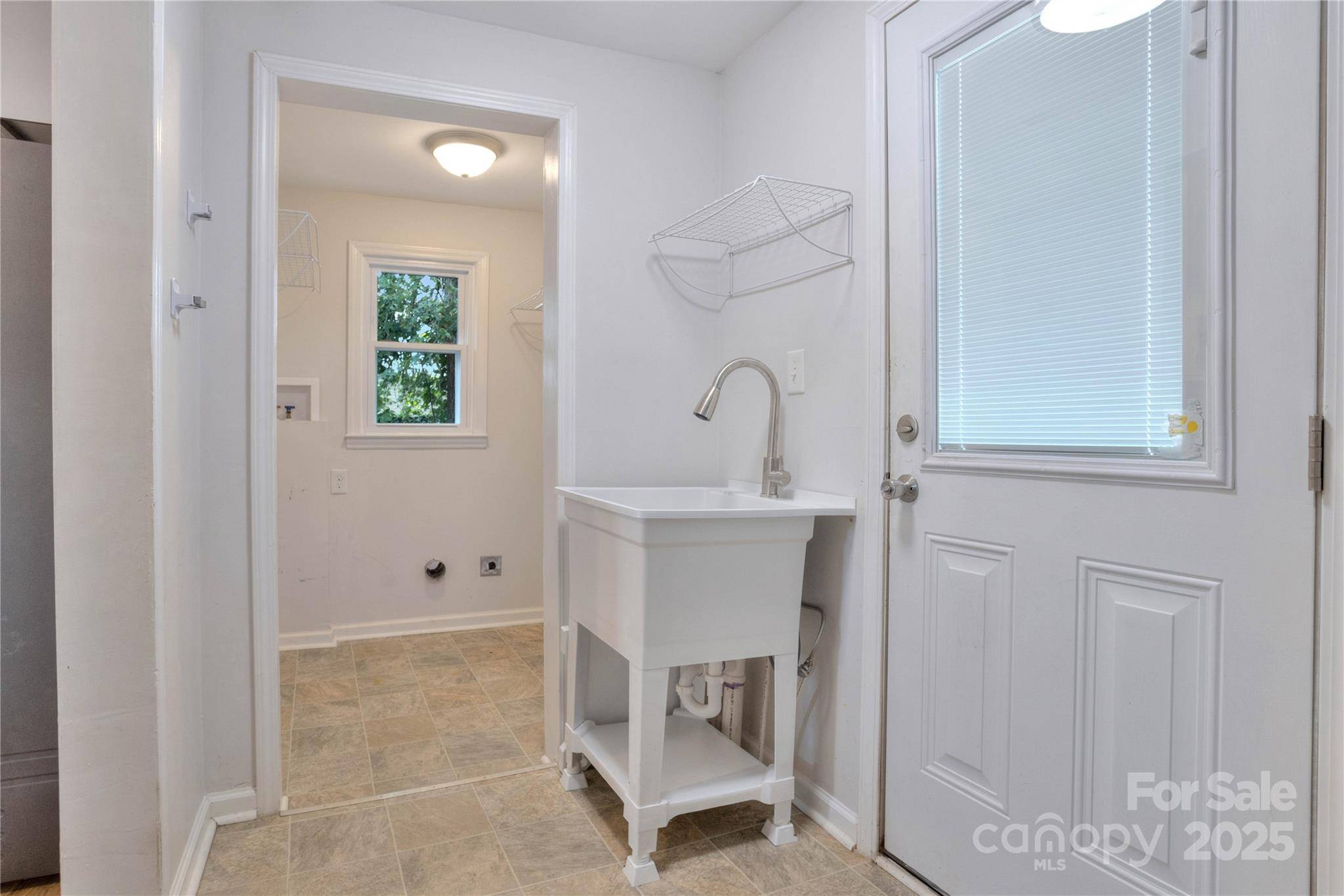 Mount Holly, NC 28120,1611 Old Hickory Grove RD
