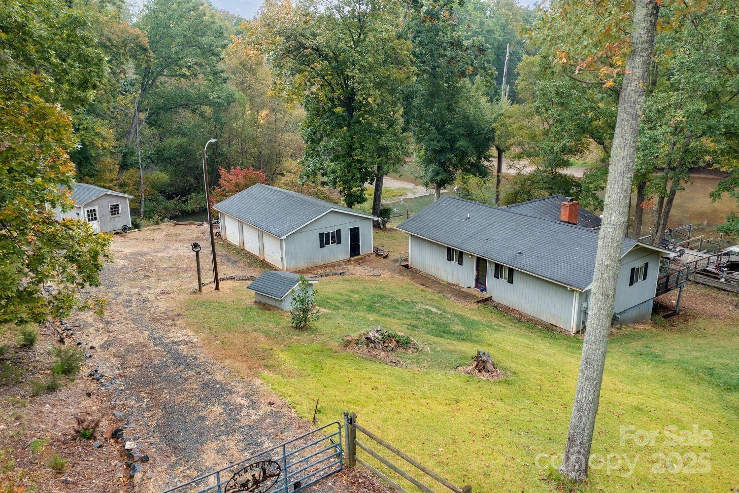 Charlotte, NC 28278,7101 Signer RD