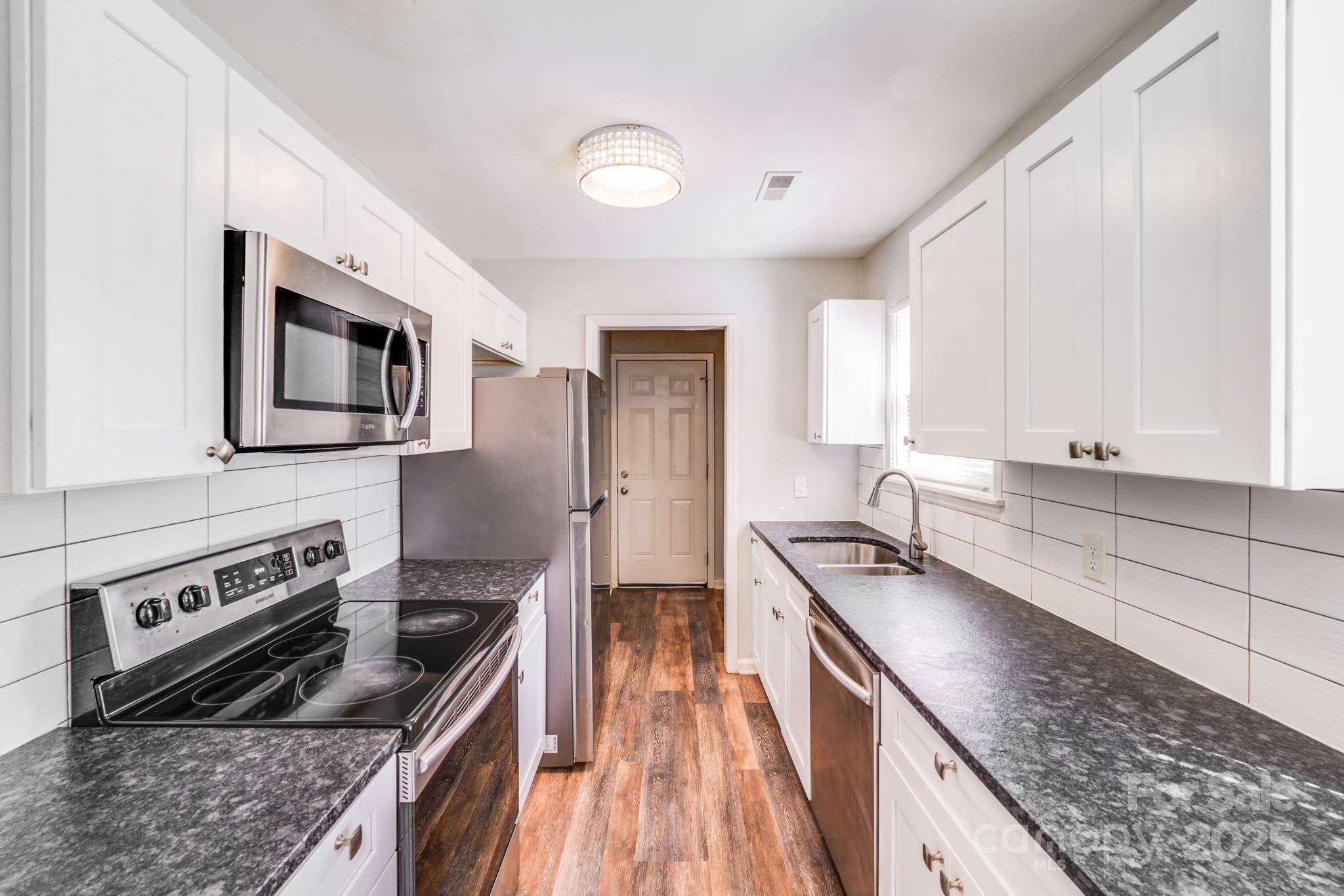 Charlotte, NC 28227,6226 Spanish Oak RD