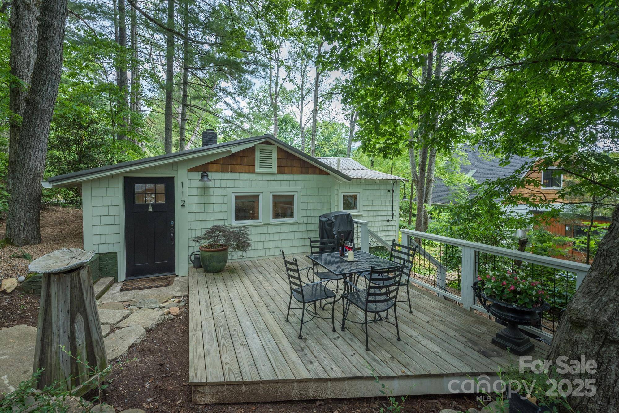 Black Mountain, NC 28711,112 Byrd RD