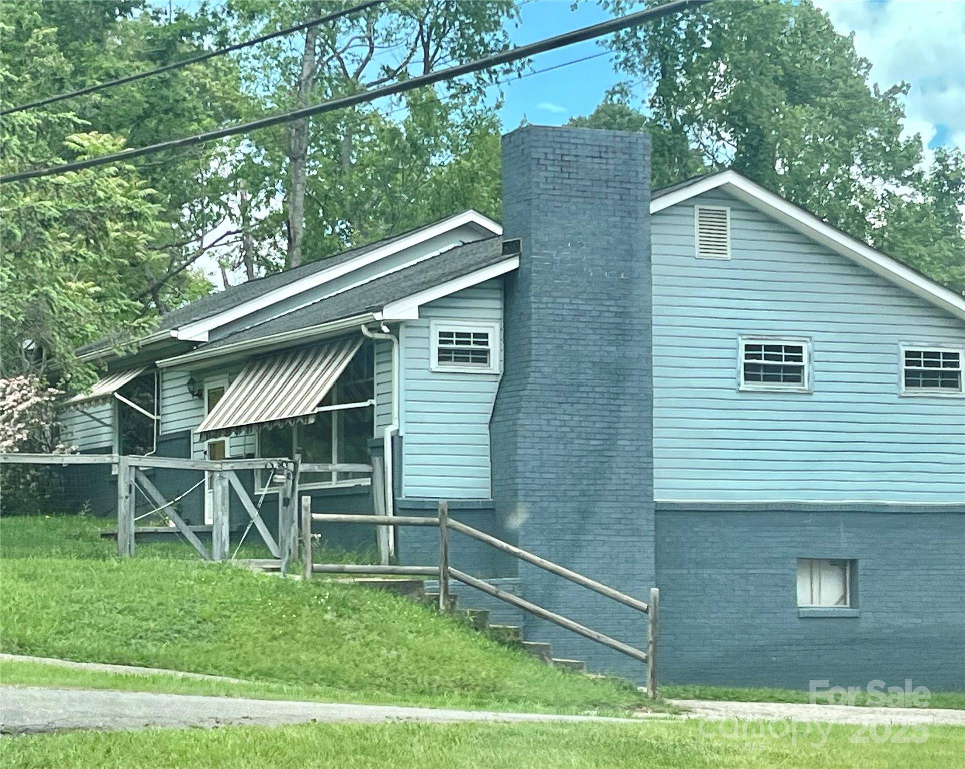 Asheville, NC 28806,379 N Louisiana AVE