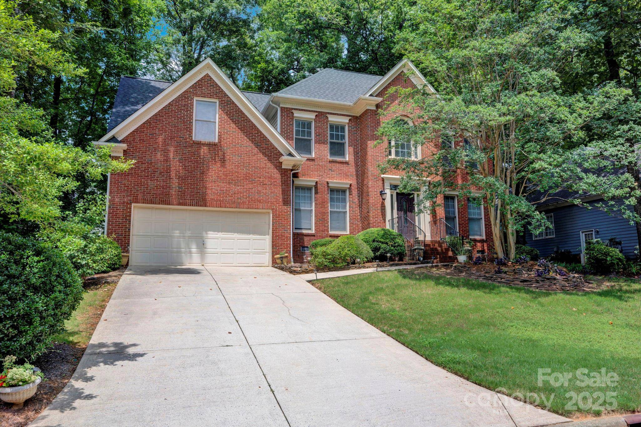 Charlotte, NC 28269,5138 Foxbriar TRL