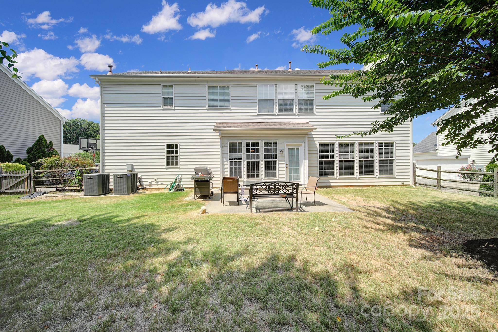 Charlotte, NC 28277,10220 Chilvary DR