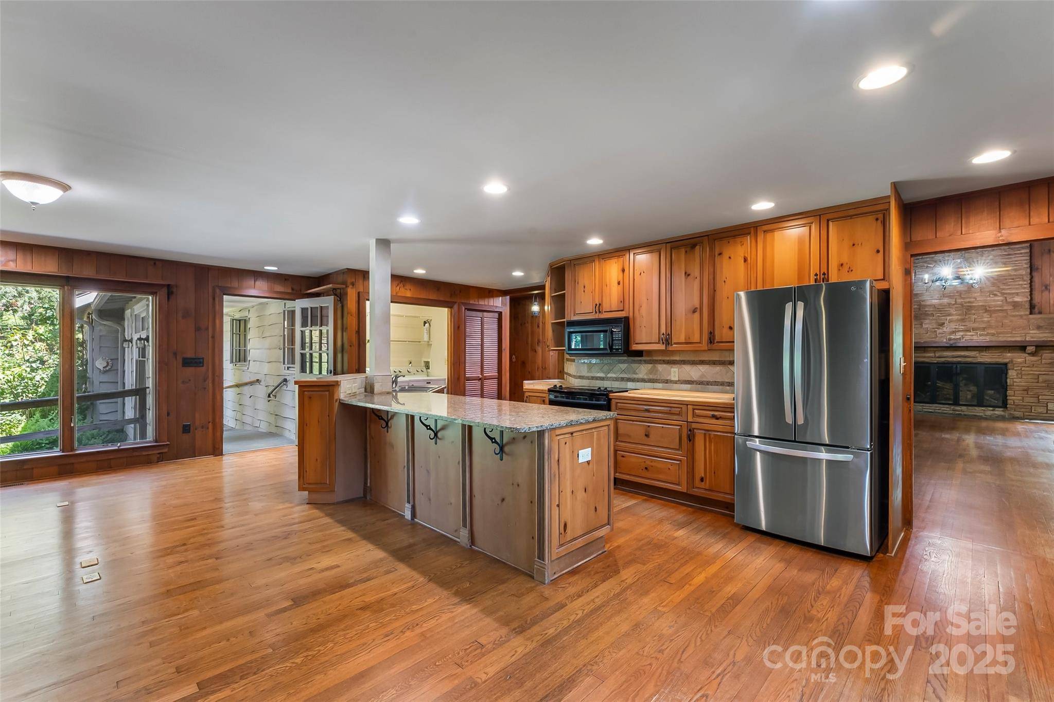 Asheville, NC 28803,17 Park RD