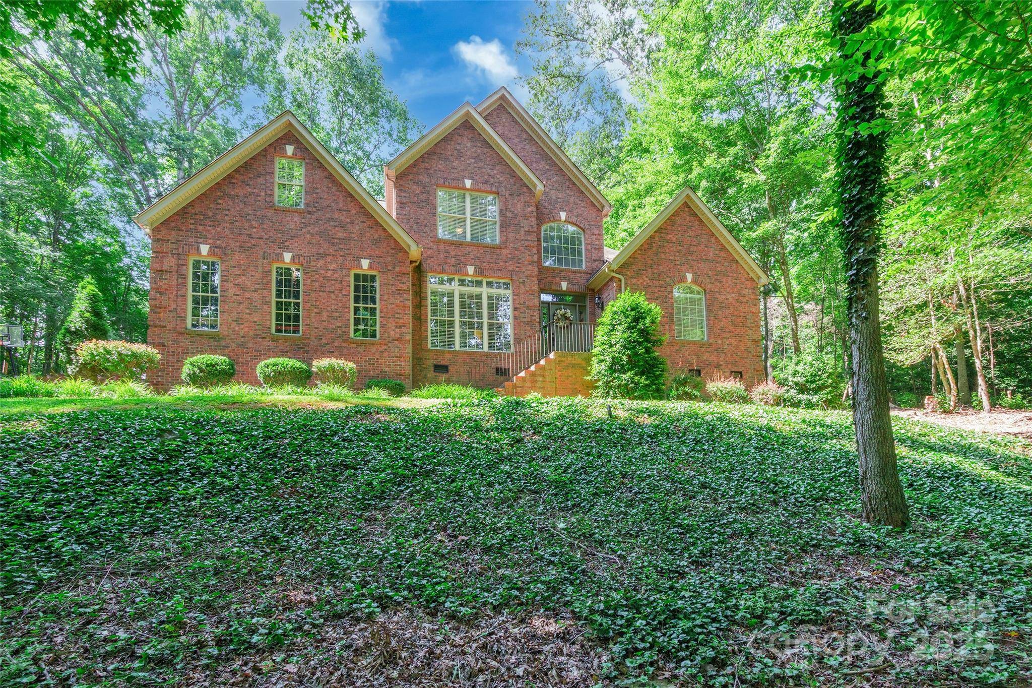 Fort Mill, SC 29715,1227 Cabin Creek CT