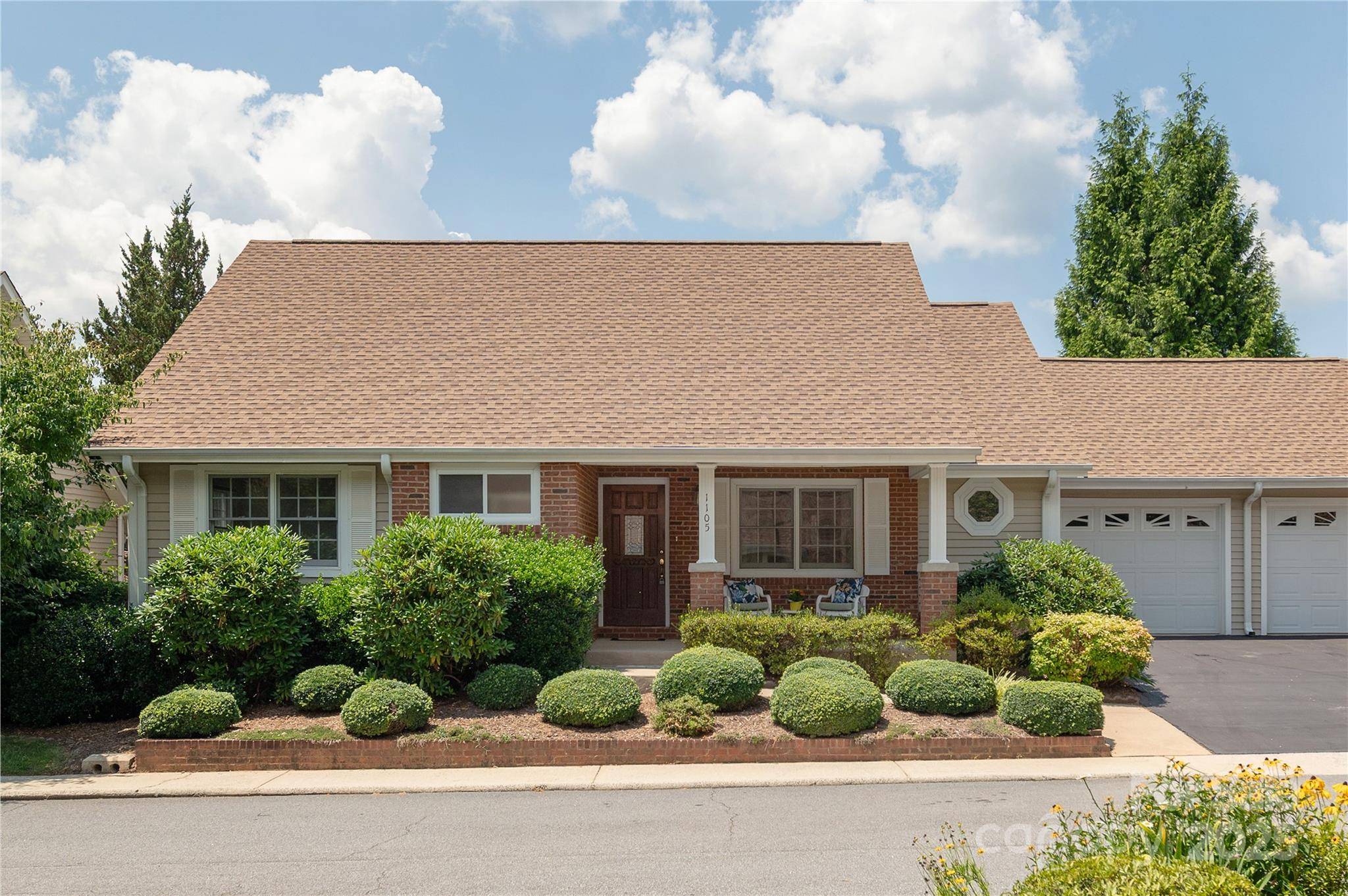 Hendersonville, NC 28739,1105 Citation CIR