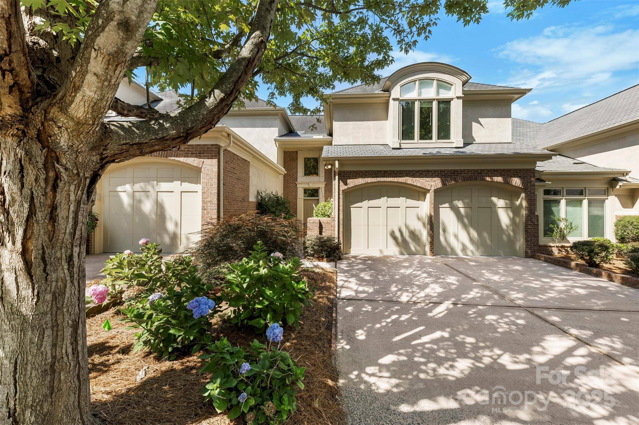 Charlotte, NC 28226,8934 Challis Hill LN