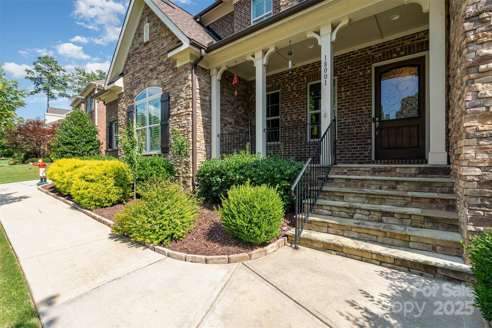 Charlotte, NC 28278,18001 Pawleys Plantation LN