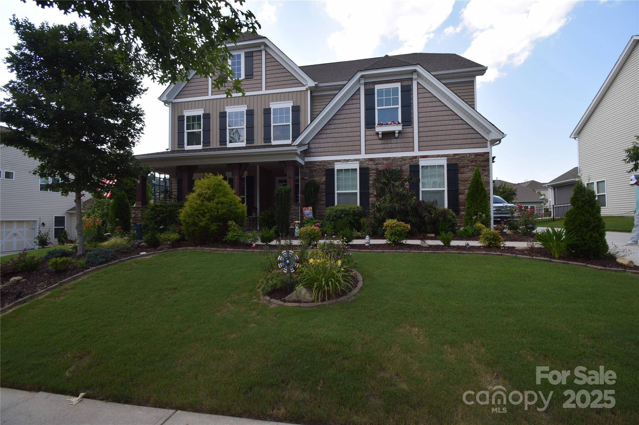 Lancaster, SC 29720,85023 Newloch CT
