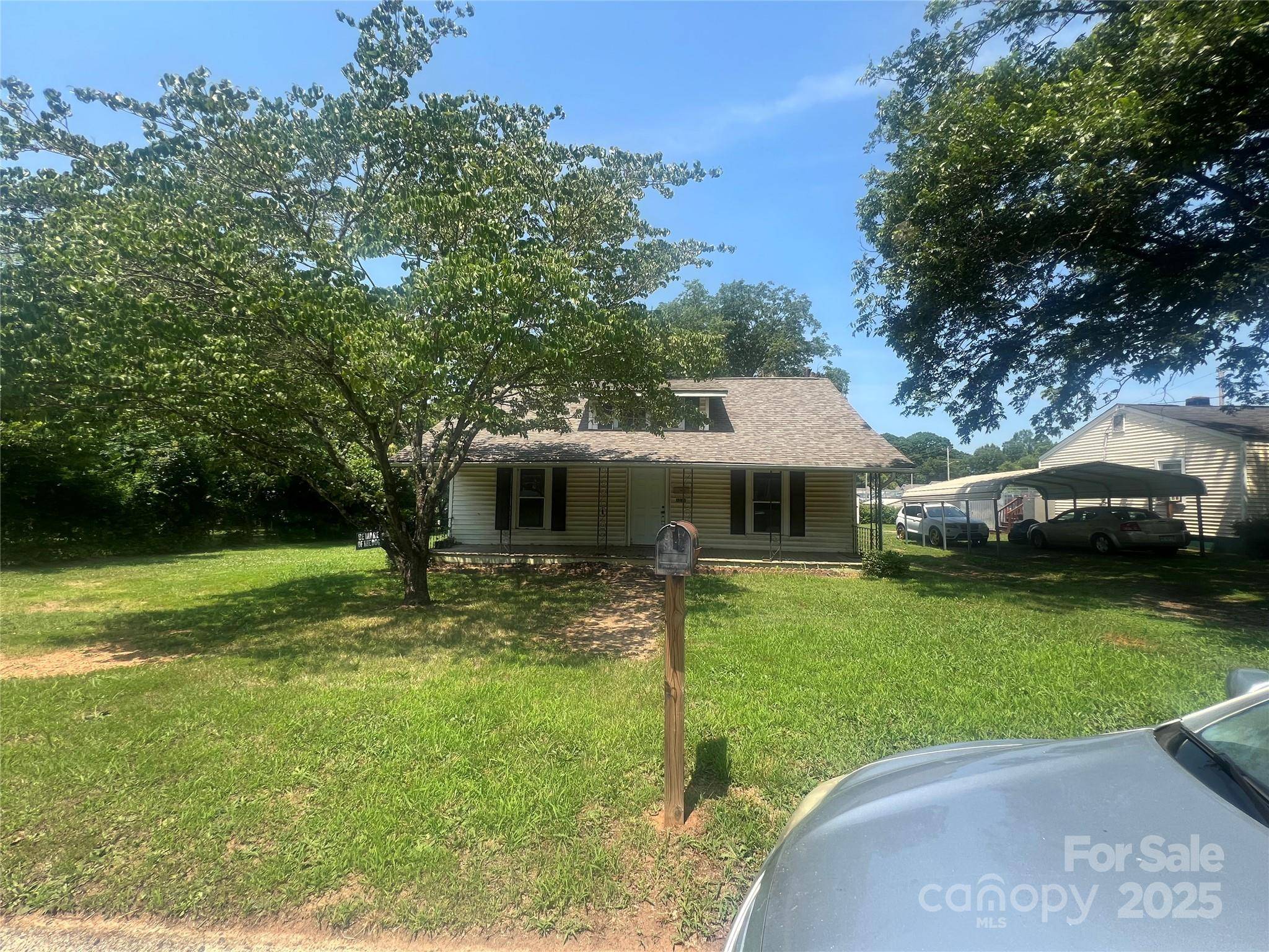 Statesville, NC 28677,1014 8th ST