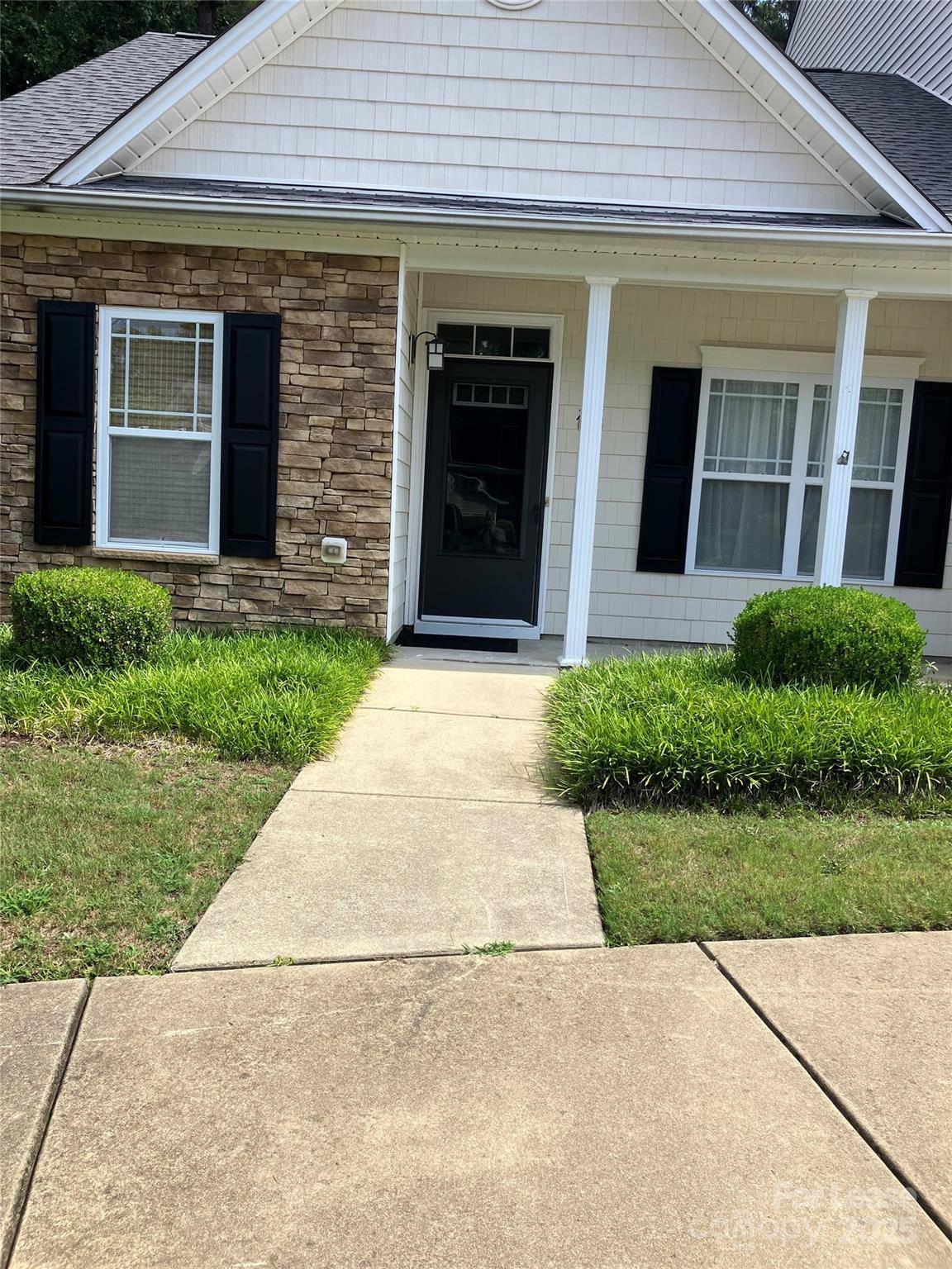 Fuquay-varina, NC 27526,758 Whitetail Creek WAY
