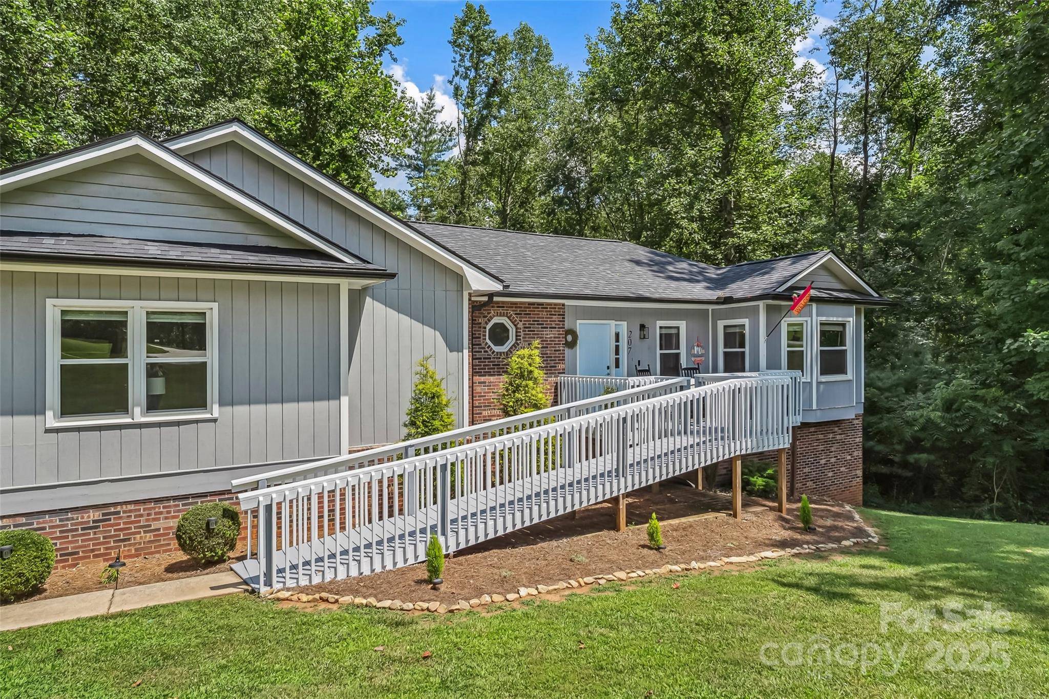 Morganton, NC 28655,207 Jacksons RUN