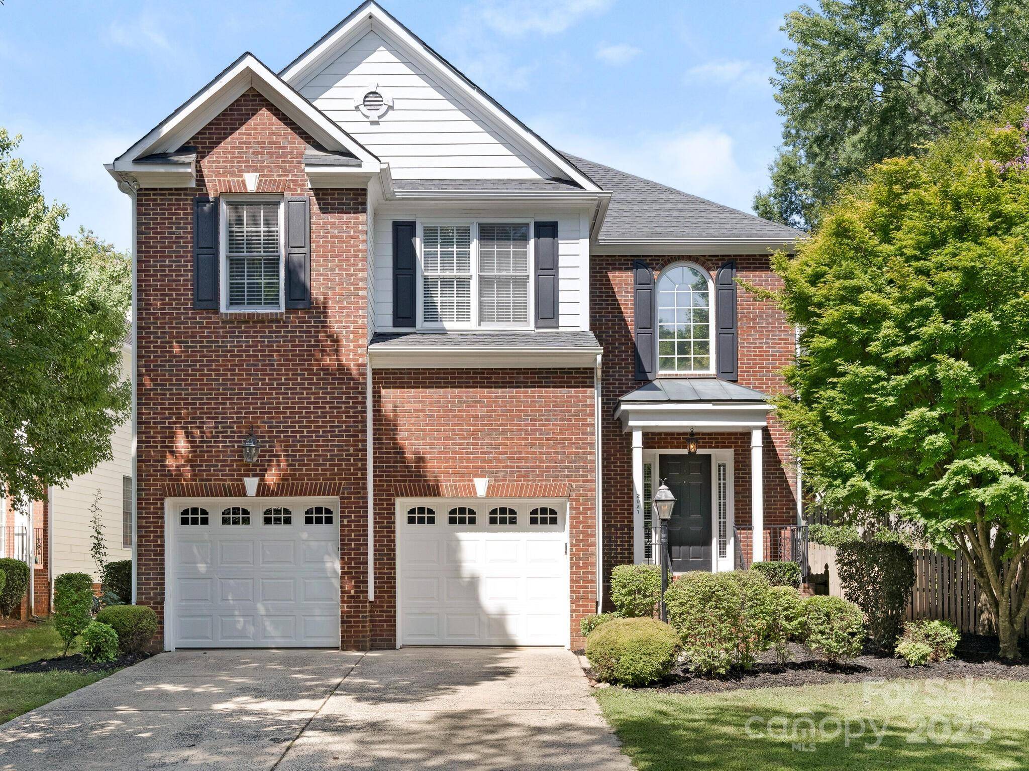 Charlotte, NC 28205,2021 Sablewood DR