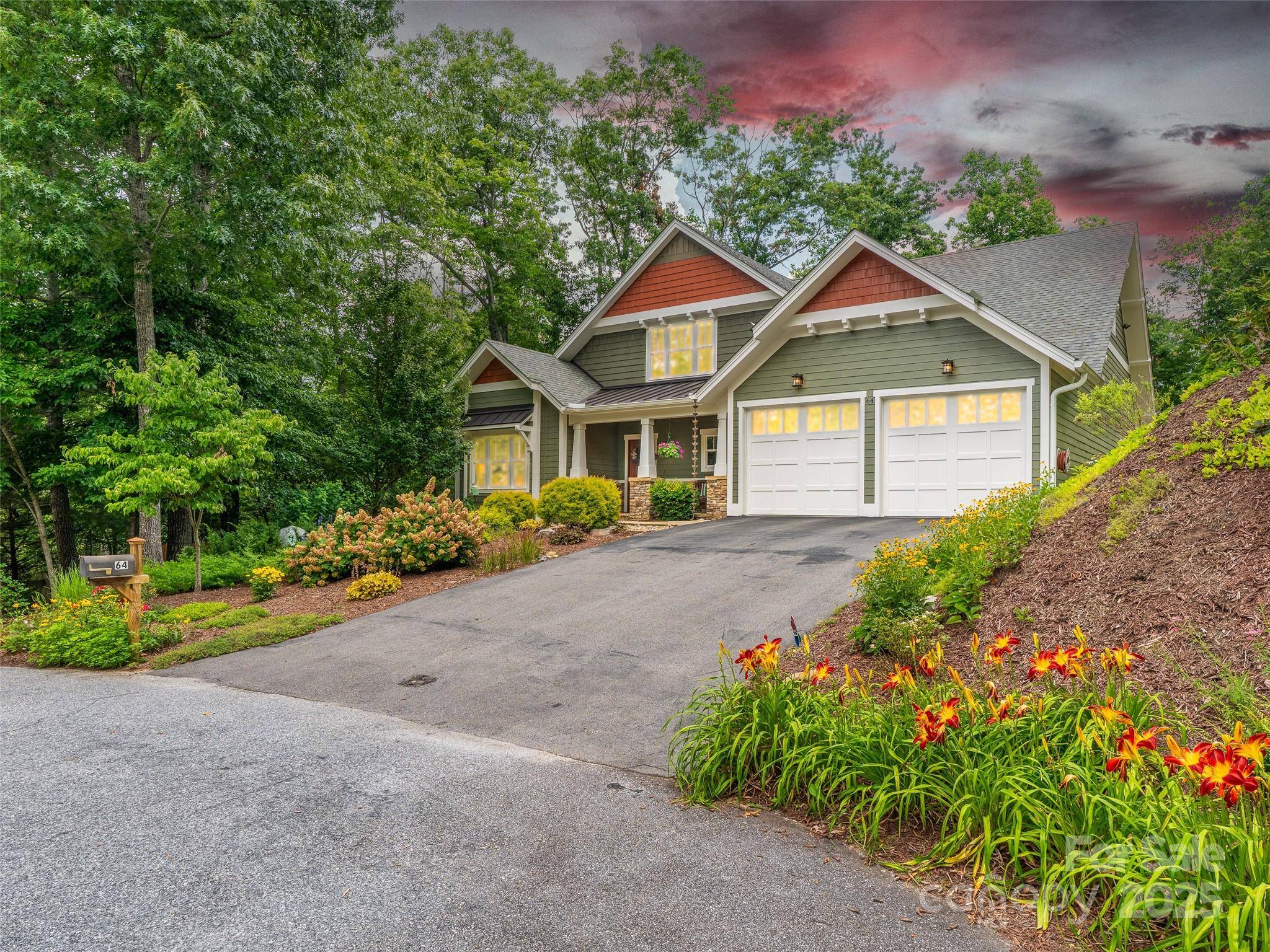 Fairview, NC 28730,64 Nuthatch CT