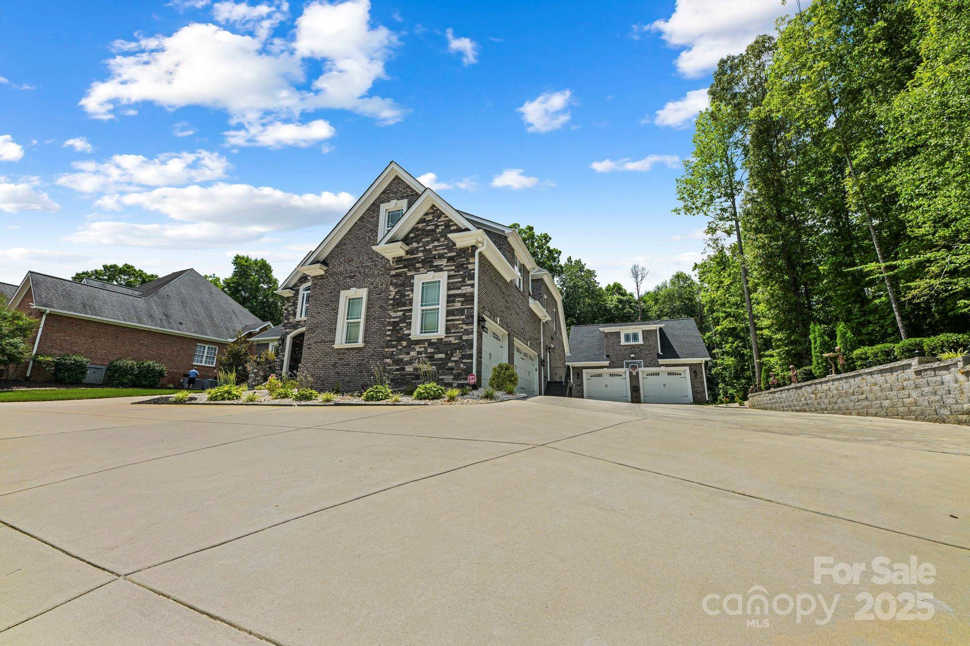 Kings Mountain, NC 28086,531 Coman LN