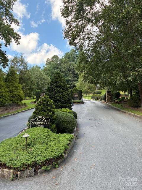 Hendersonville, NC 28739,215 Crossvine TRL #11