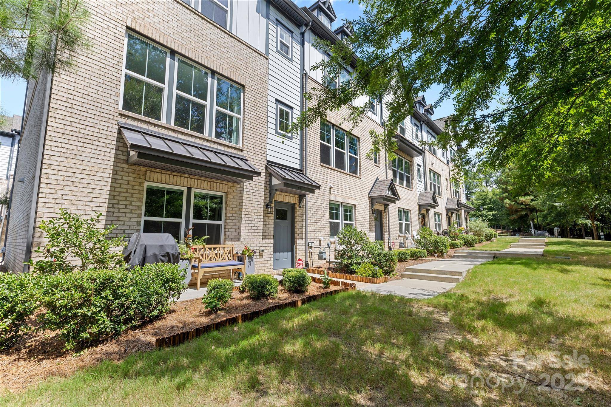 Charlotte, NC 28211,621 Tudor Park WAY