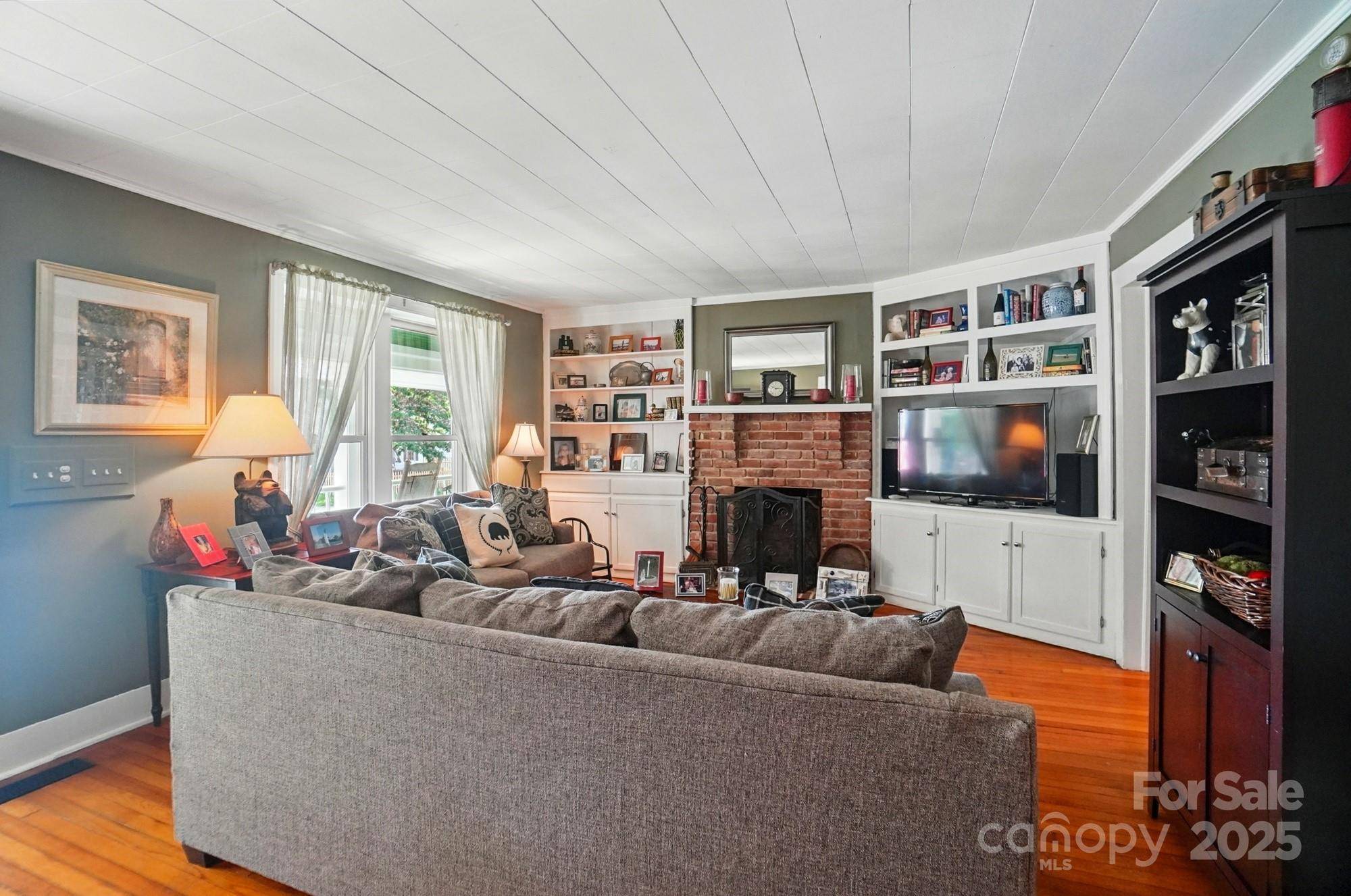 Belmont, NC 28012,22 Poplar ST