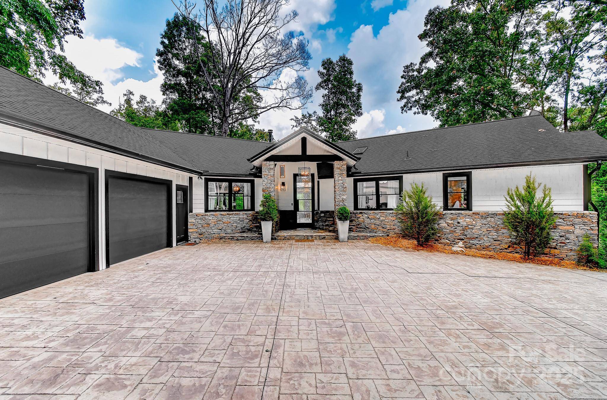 Weaverville, NC 28787,169 Pickens RD