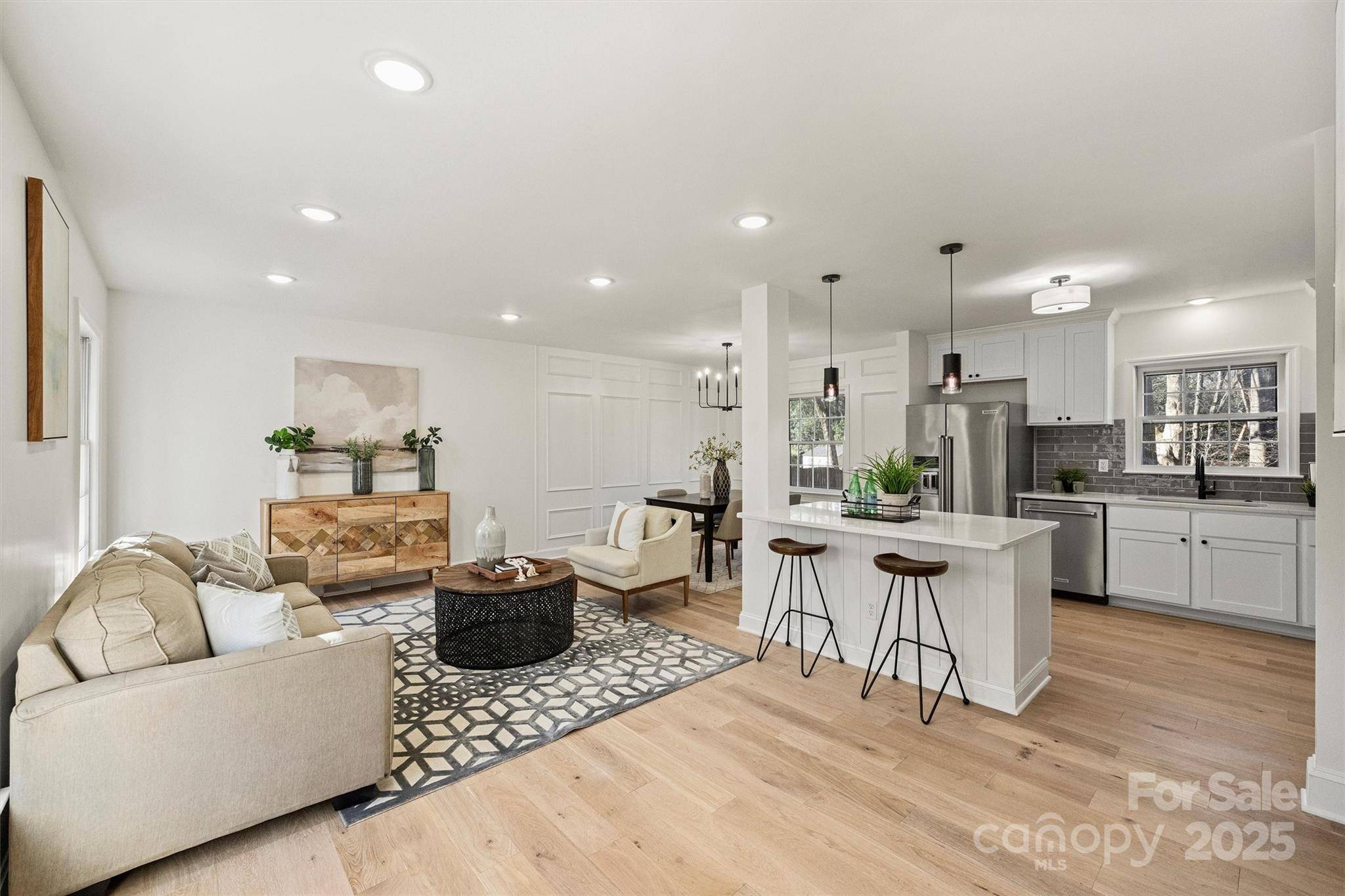 Charlotte, NC 28226,6706 Queensberry DR
