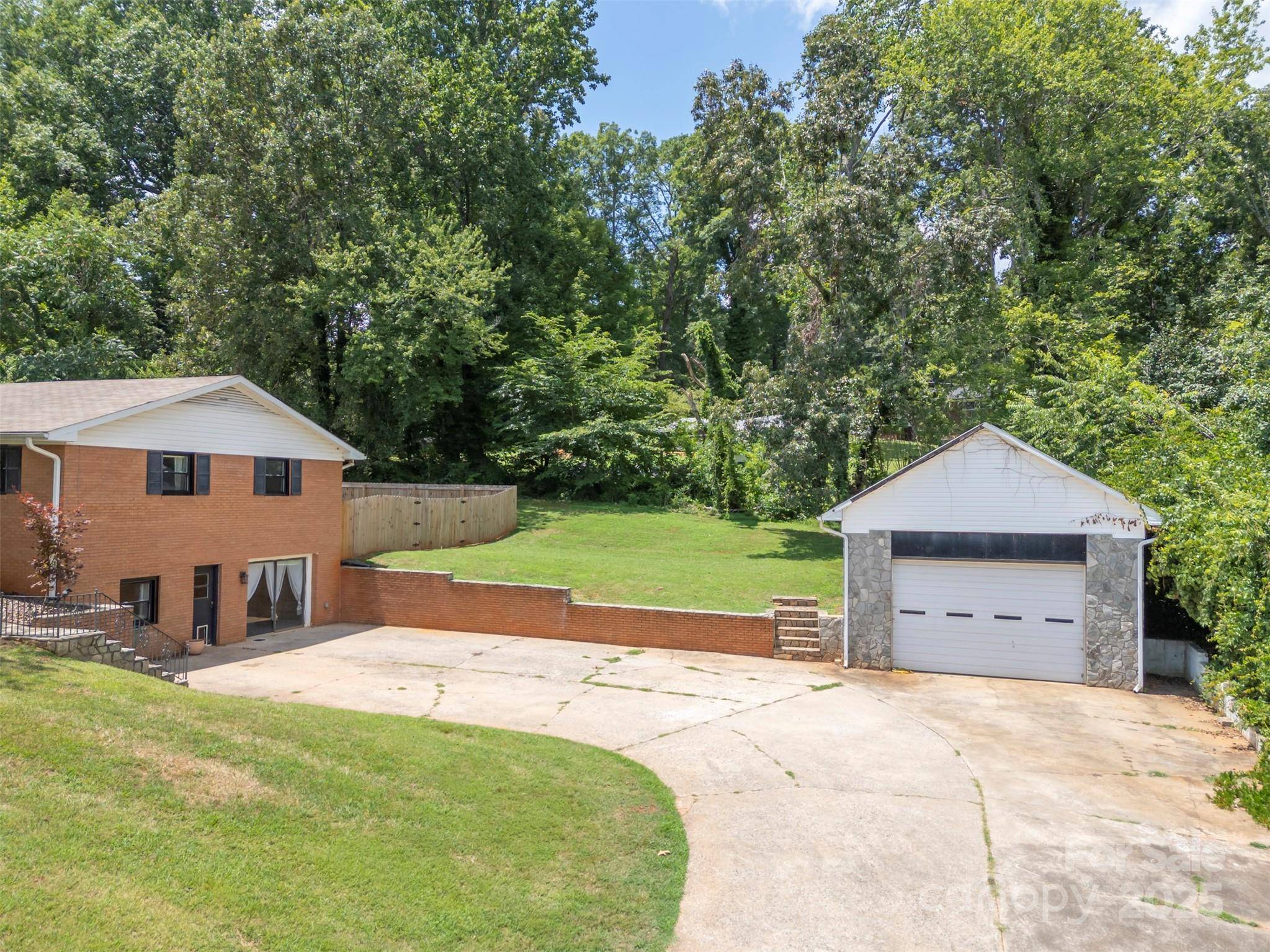 Rutherfordton, NC 28139,444 Edwards ST