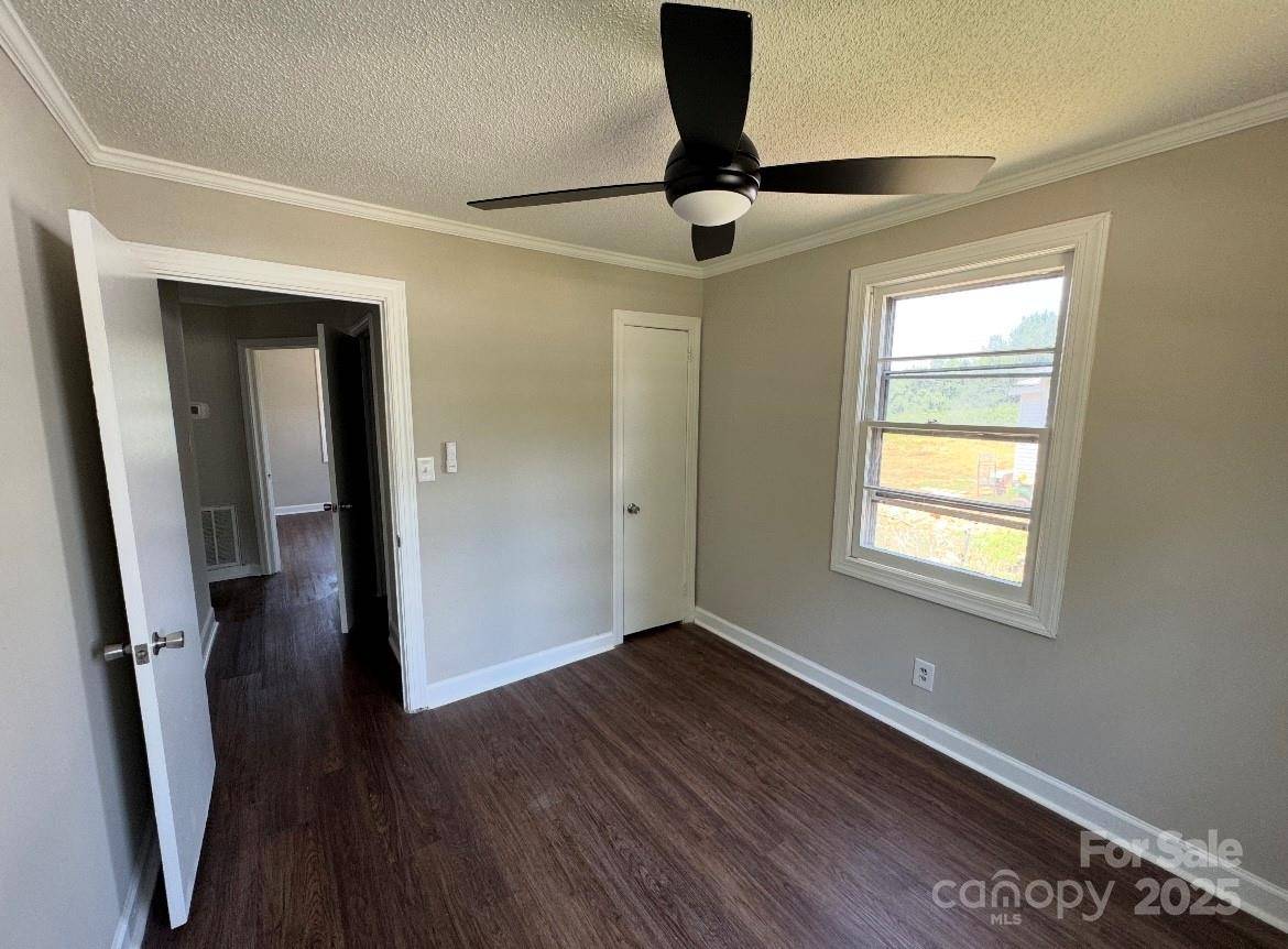 Kings Mountain, NC 28086,241 Shady Grove RD