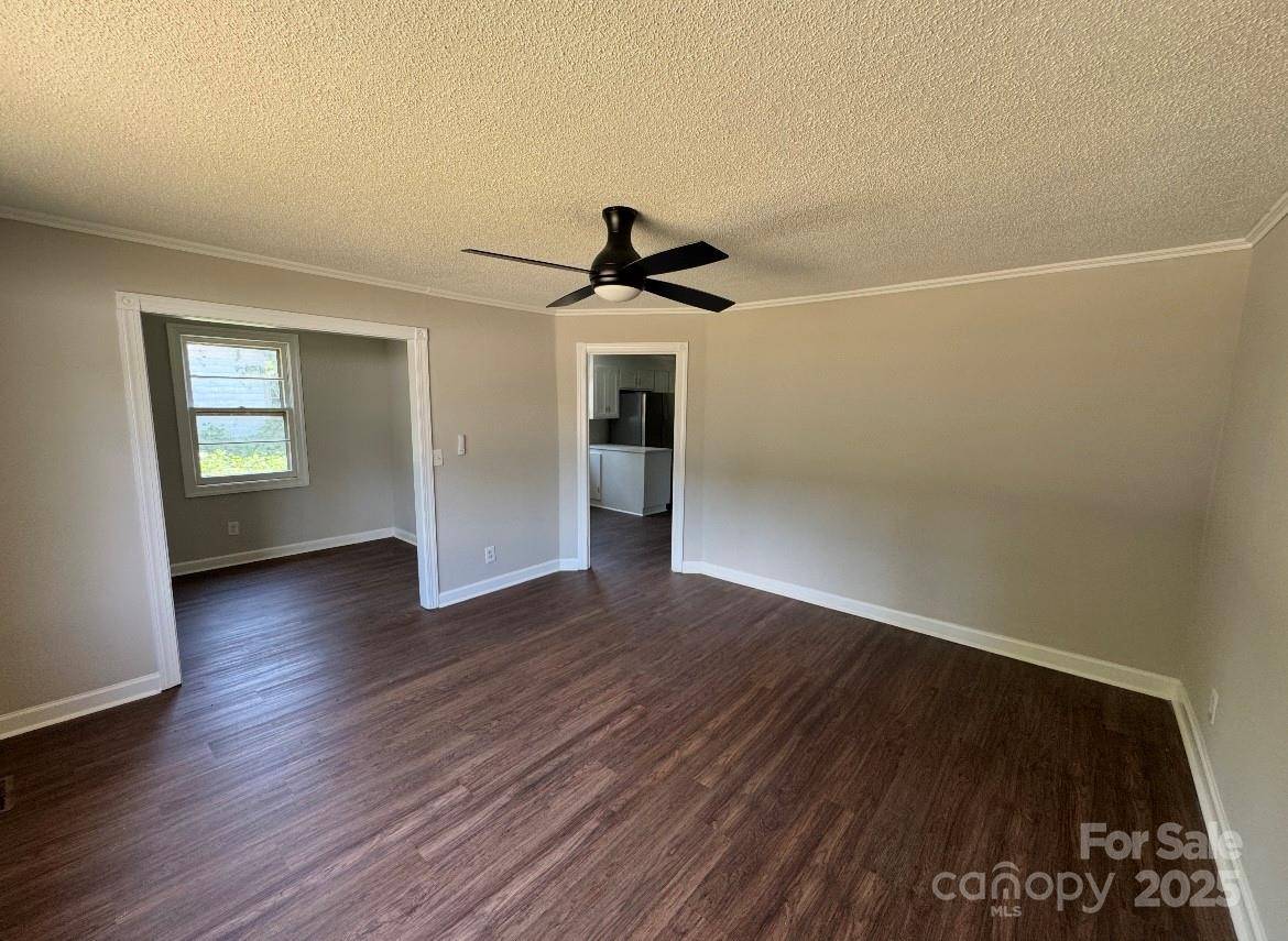 Kings Mountain, NC 28086,241 Shady Grove RD
