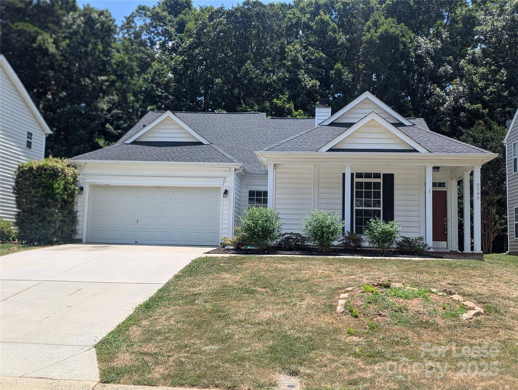 Concord, NC 28027,8240 Chatham Oaks DR