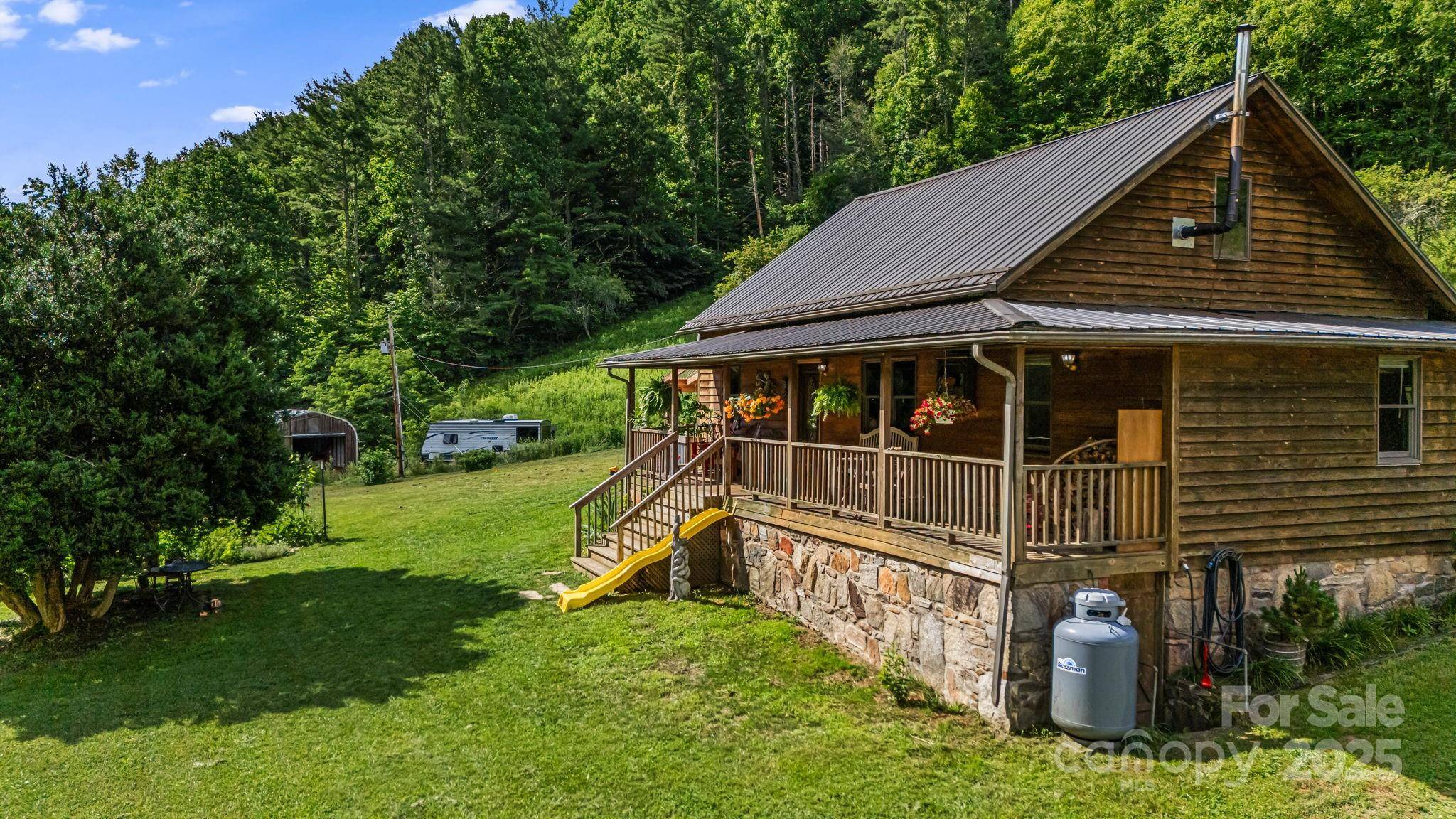 Green Mountain, NC 28740,799 Fire Scald RD