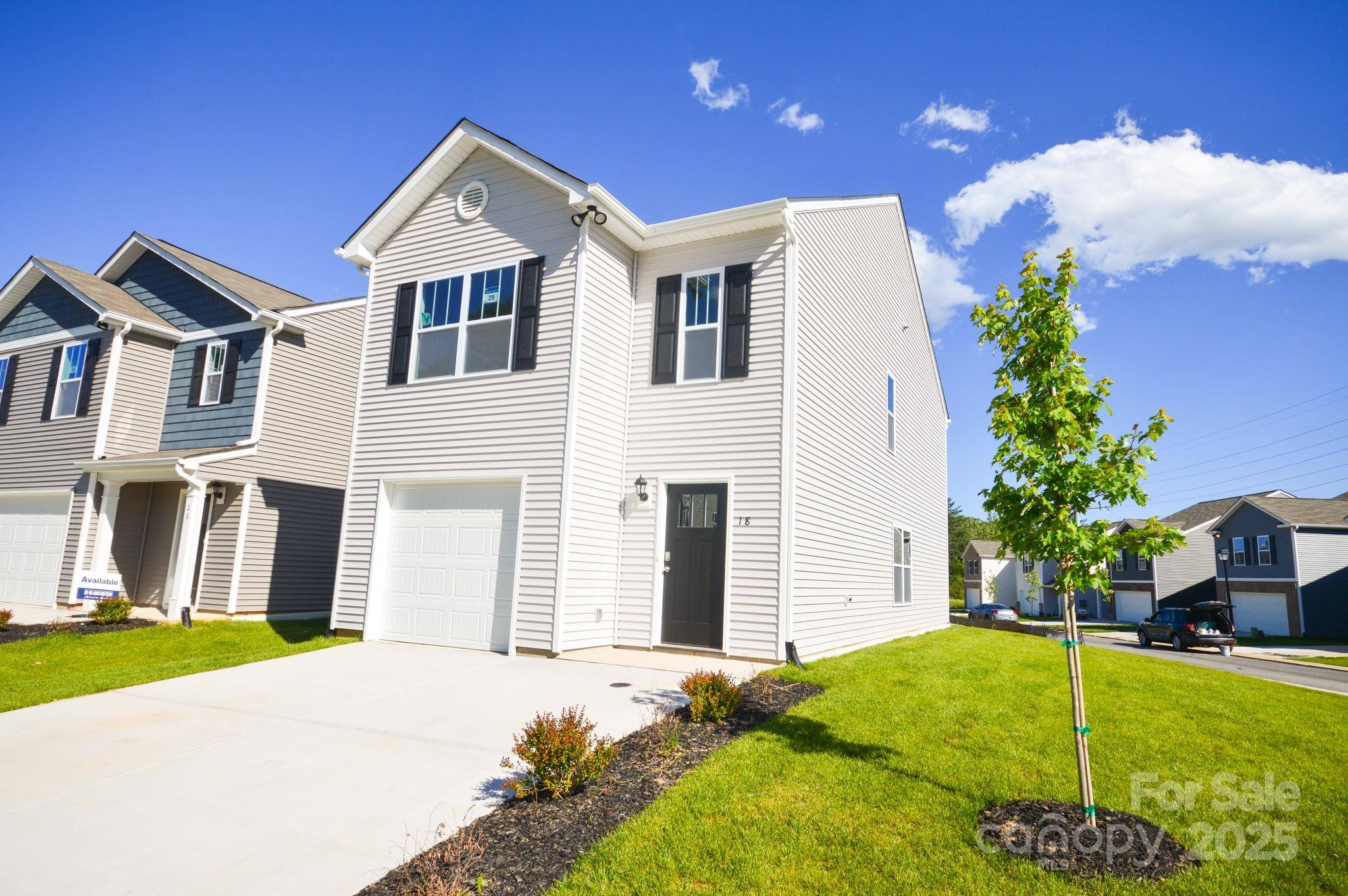 Hendersonville, NC 28792,5 Caroline Valley LN