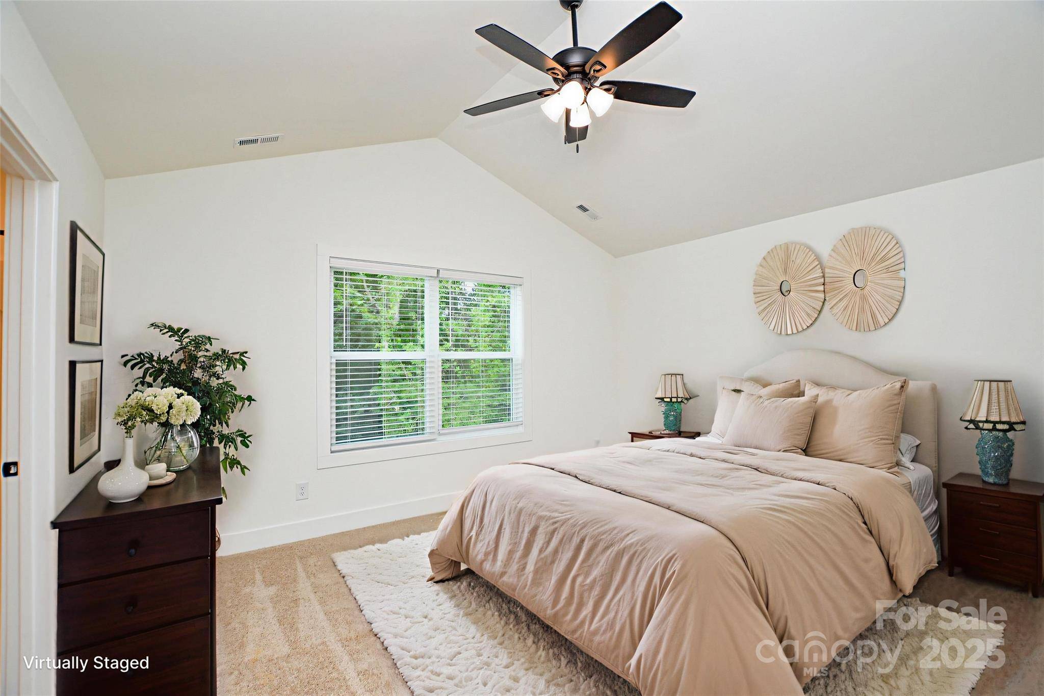Mount Holly, NC 28120,613 Elm ST